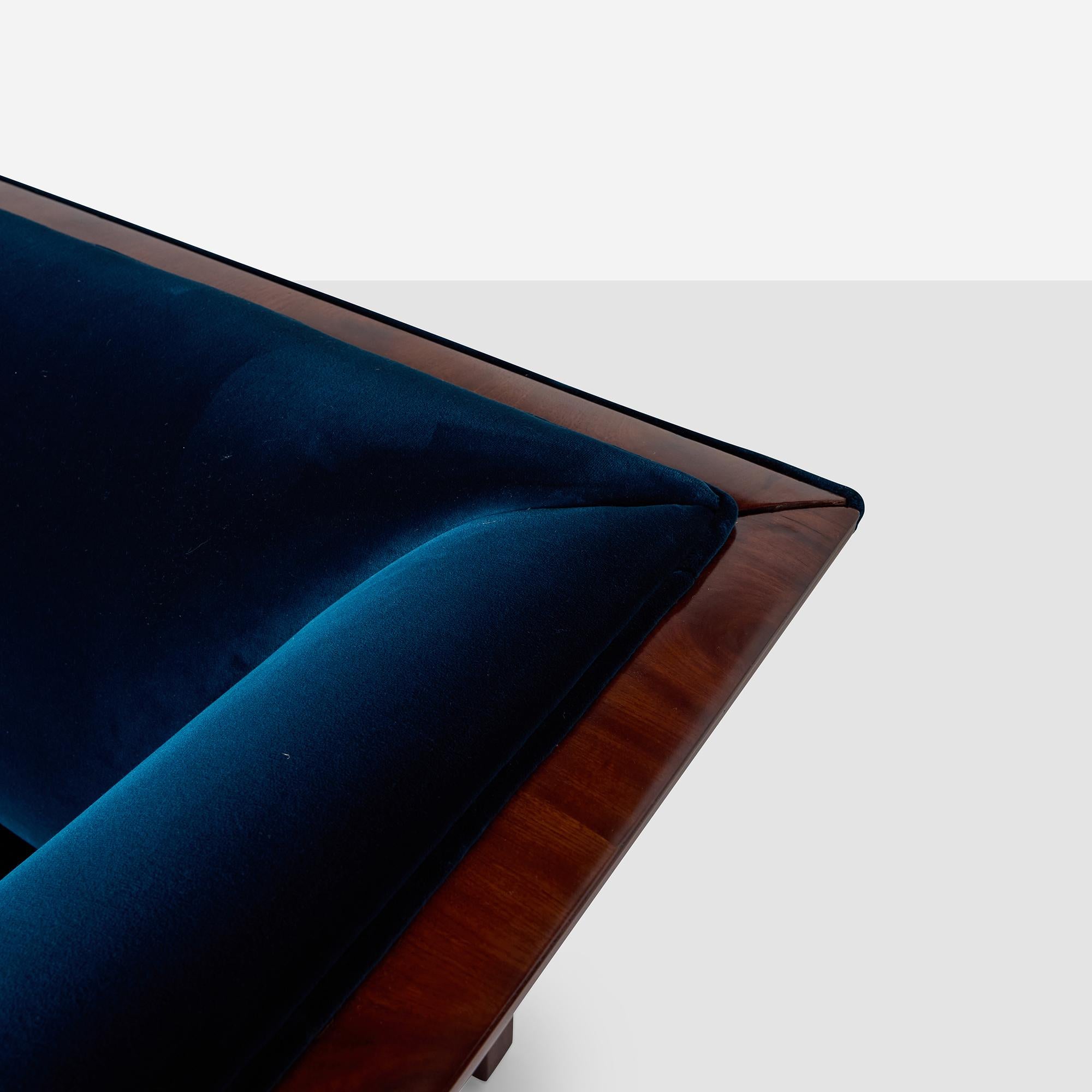 Dreisitziges Mahagoni-Sofa von Frits Henningsen (Mitte des 20. Jahrhunderts) im Angebot