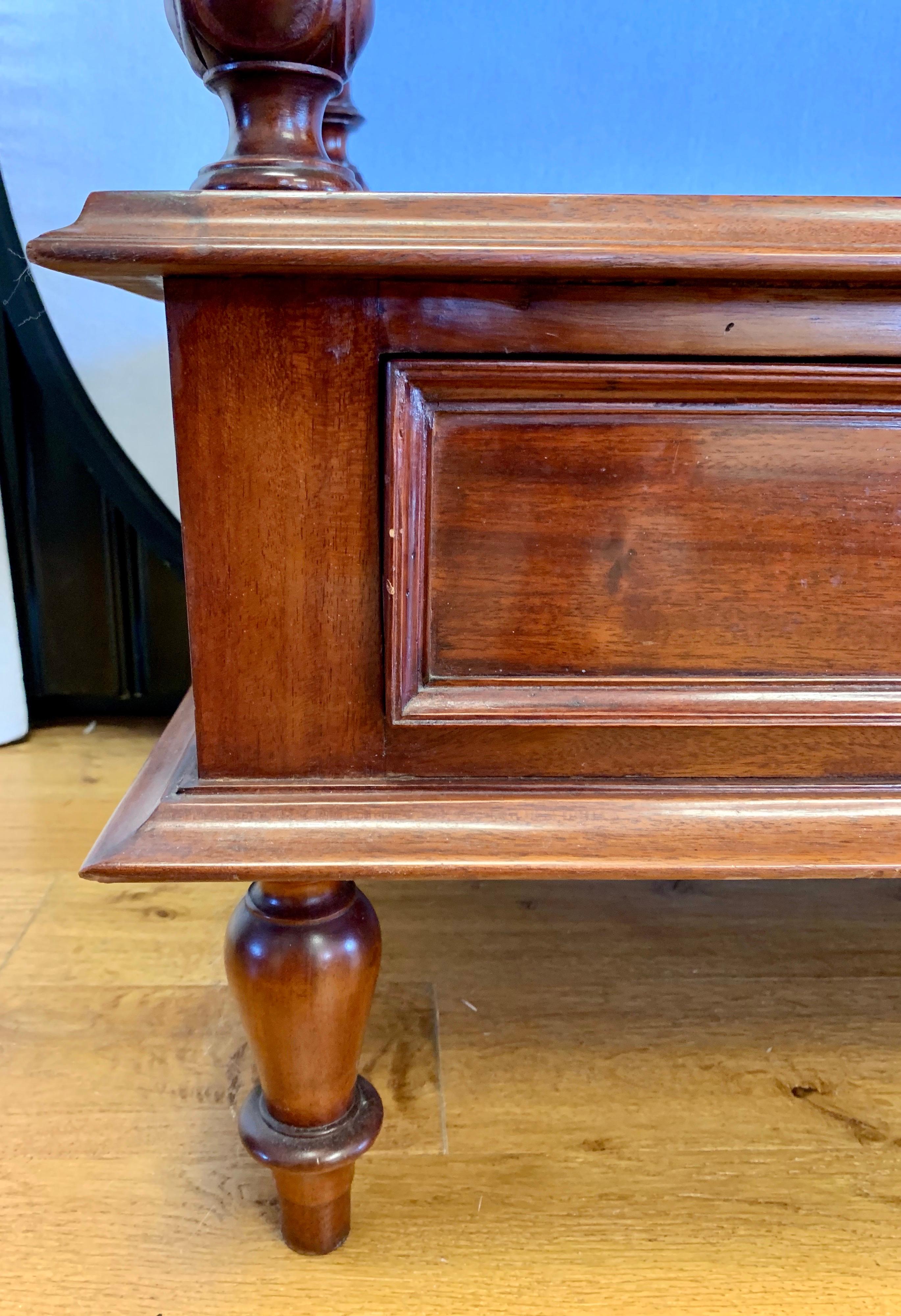 20th Century Mahogany Three-Tiered Étagère Server Shelves Butlers Cart