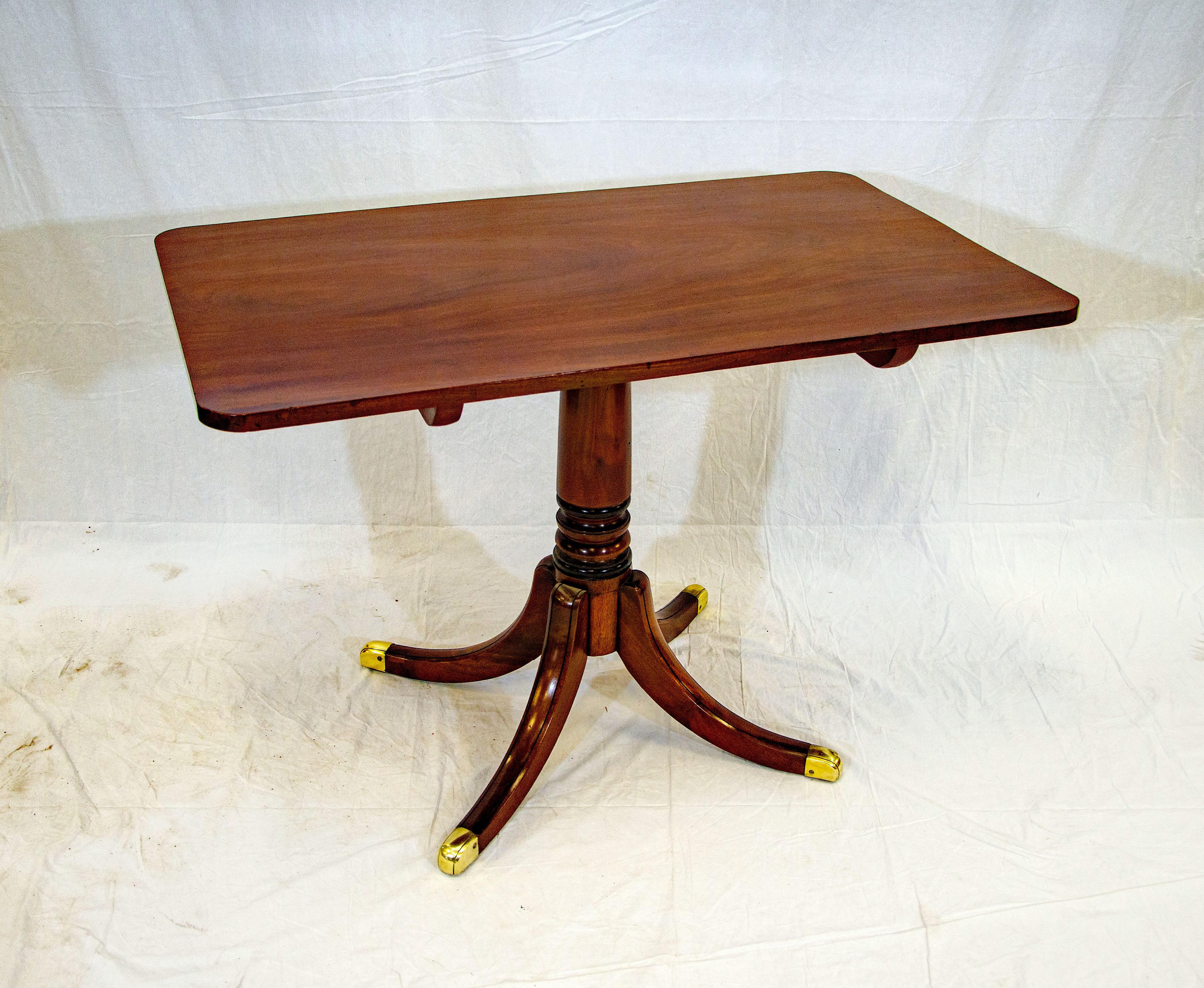 Neoclassical Mahogany Tilt-Top Breakfast Table For Sale