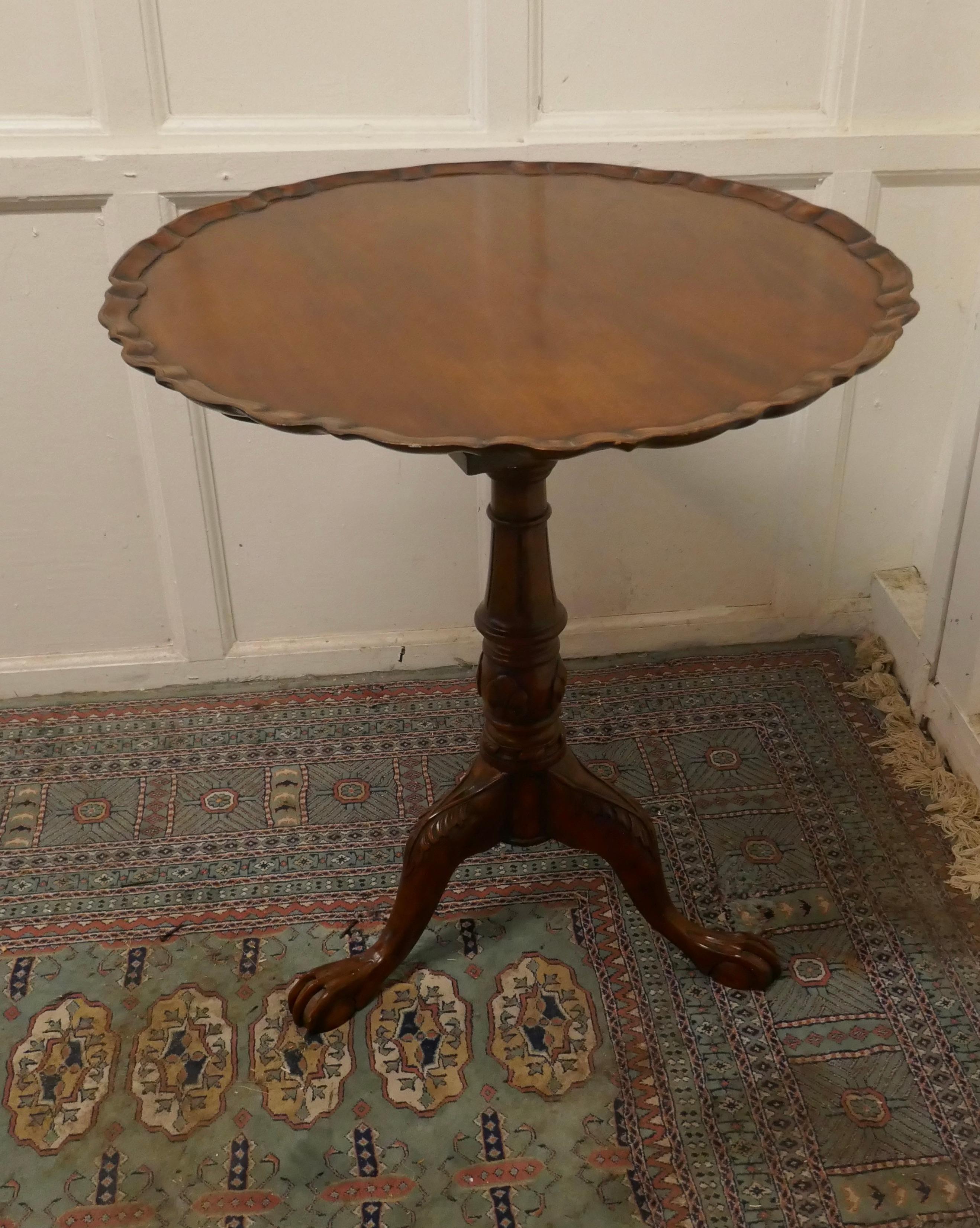Mahogany Tilt Top Table, Bird Cage Wine Table In Good Condition For Sale In Chillerton, Isle of Wight
