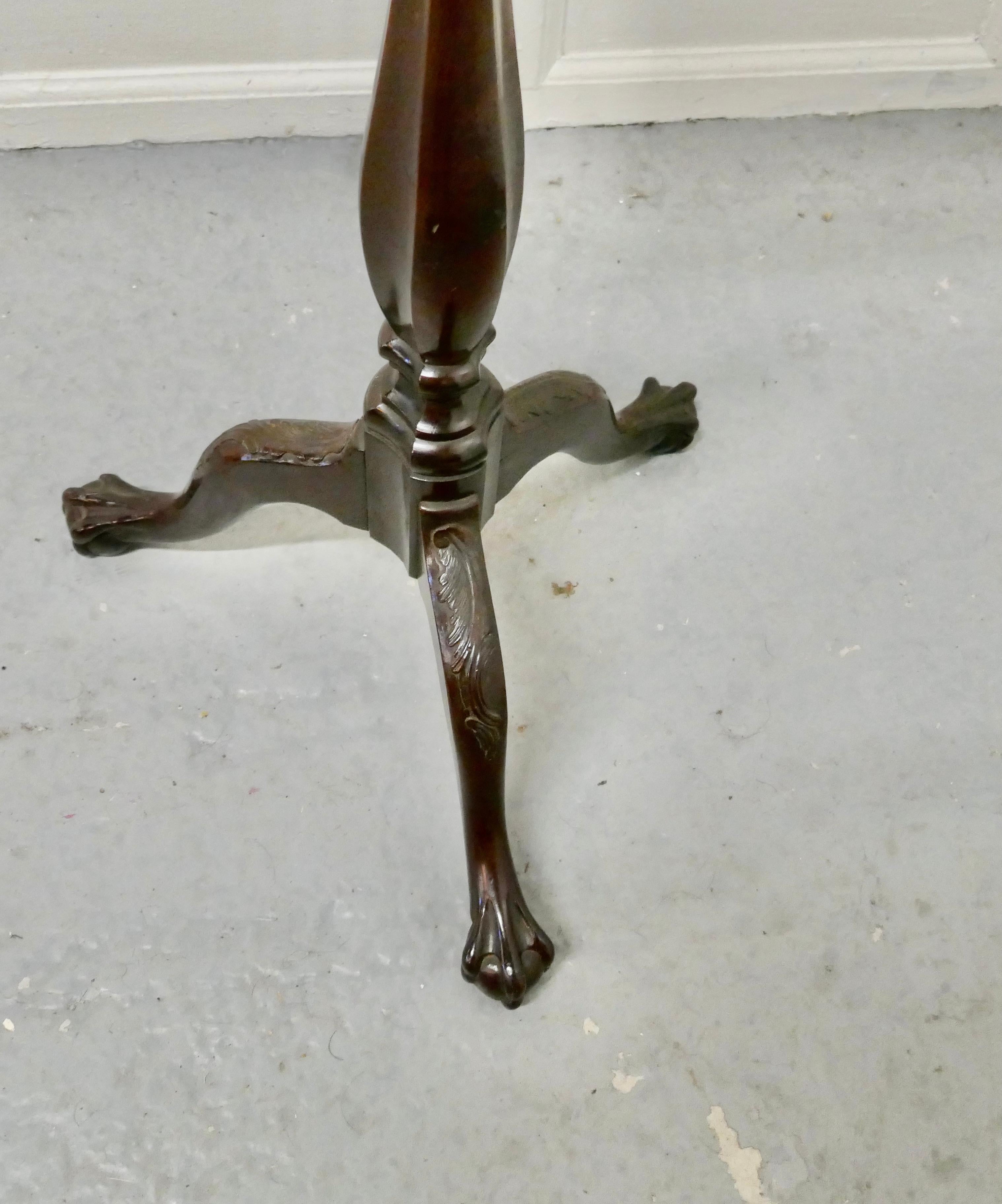 Victorian Mahogany Torchere or Lamp Stand For Sale