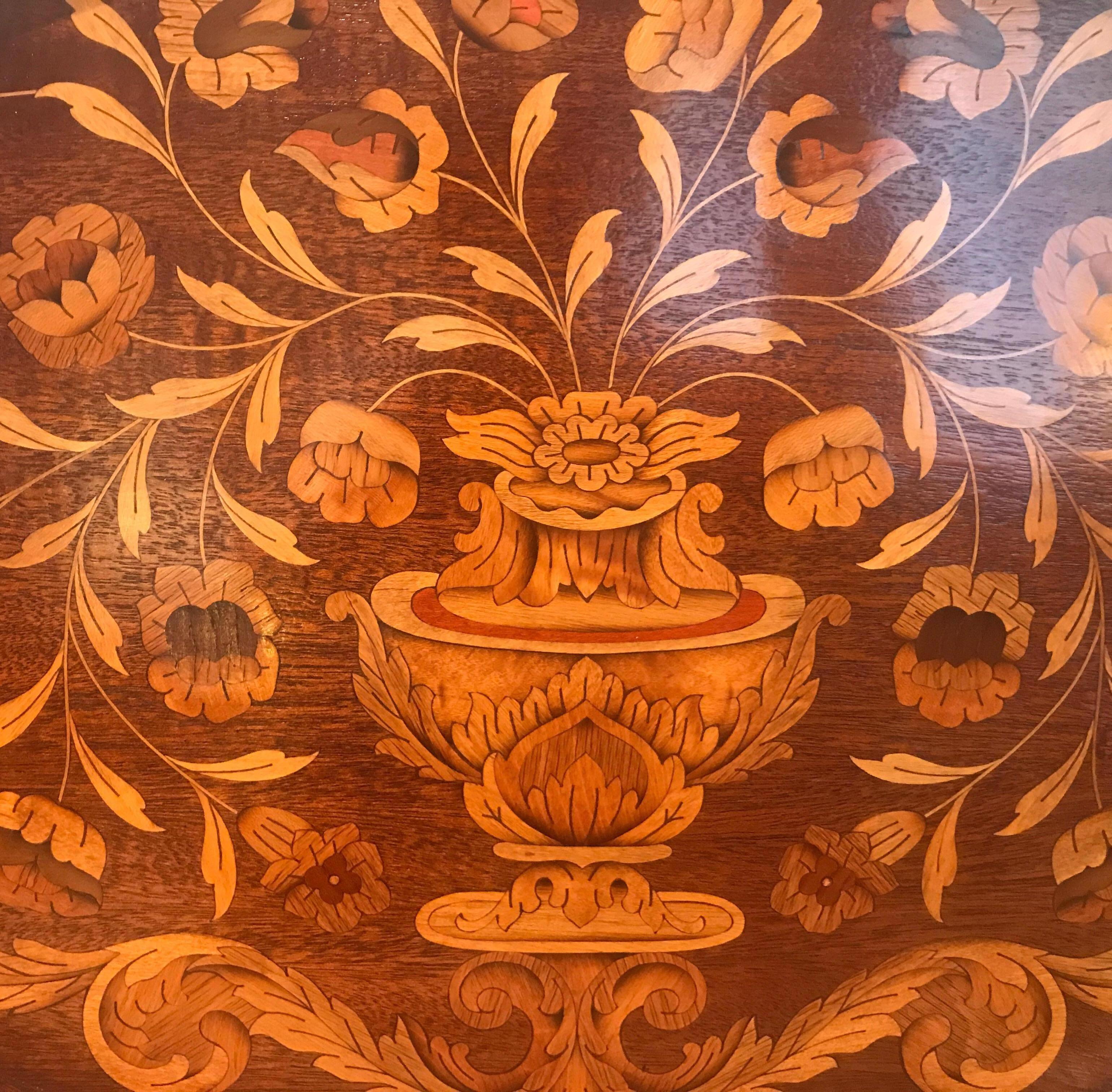 Elaborate Inlaid English Mahogany Tray Circa  1900 In Excellent Condition In Lambertville, NJ