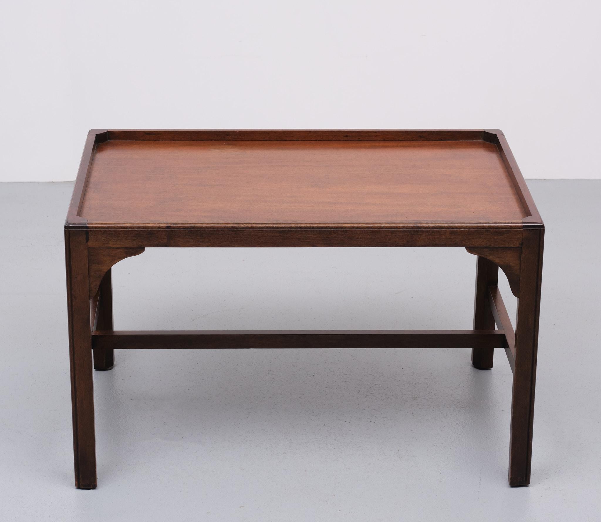 Mid-20th Century Mahogany Tray Table Bevan Funnell 1960s England  For Sale