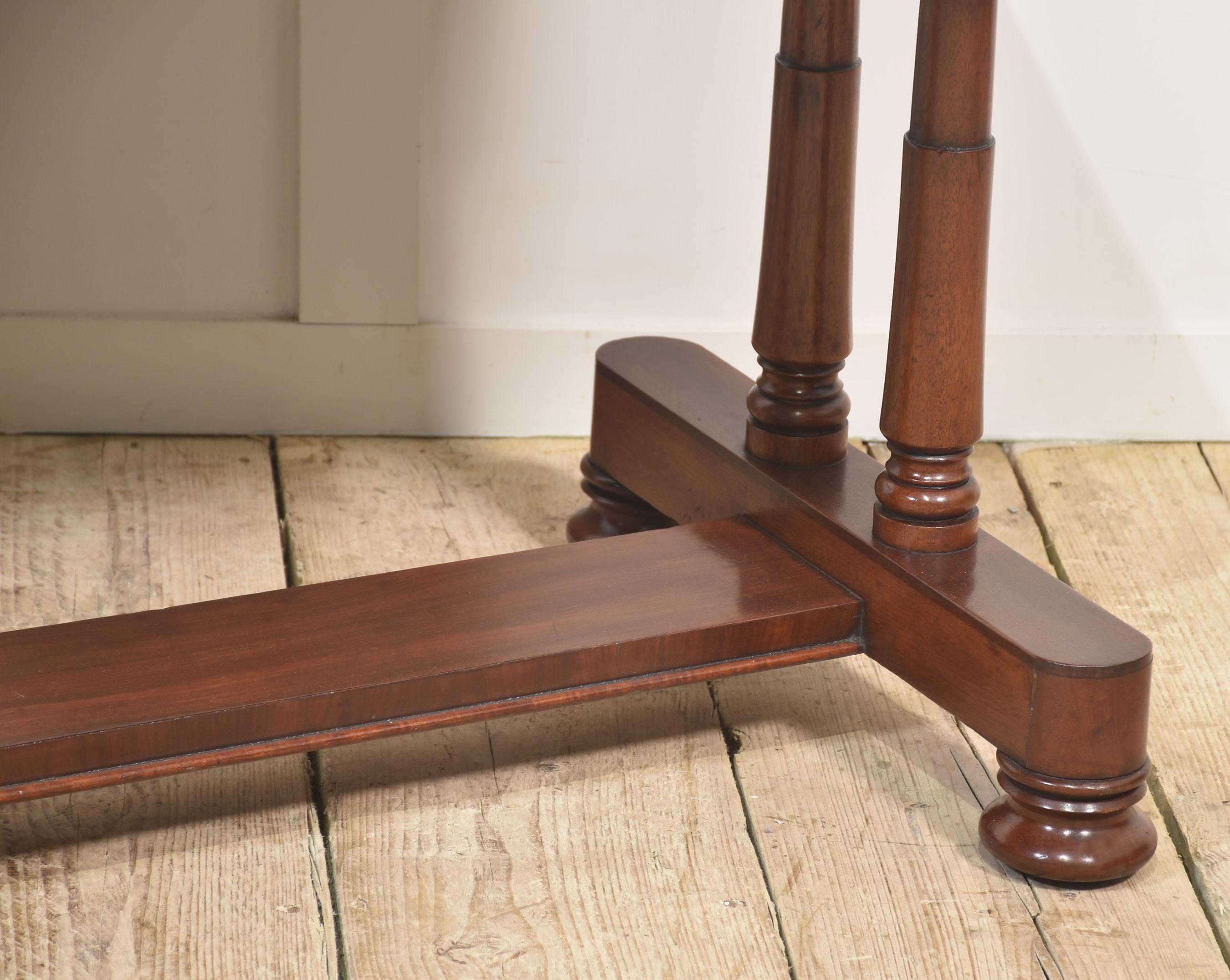 Mahogany two drawer writing table In Good Condition For Sale In Cheshire, GB