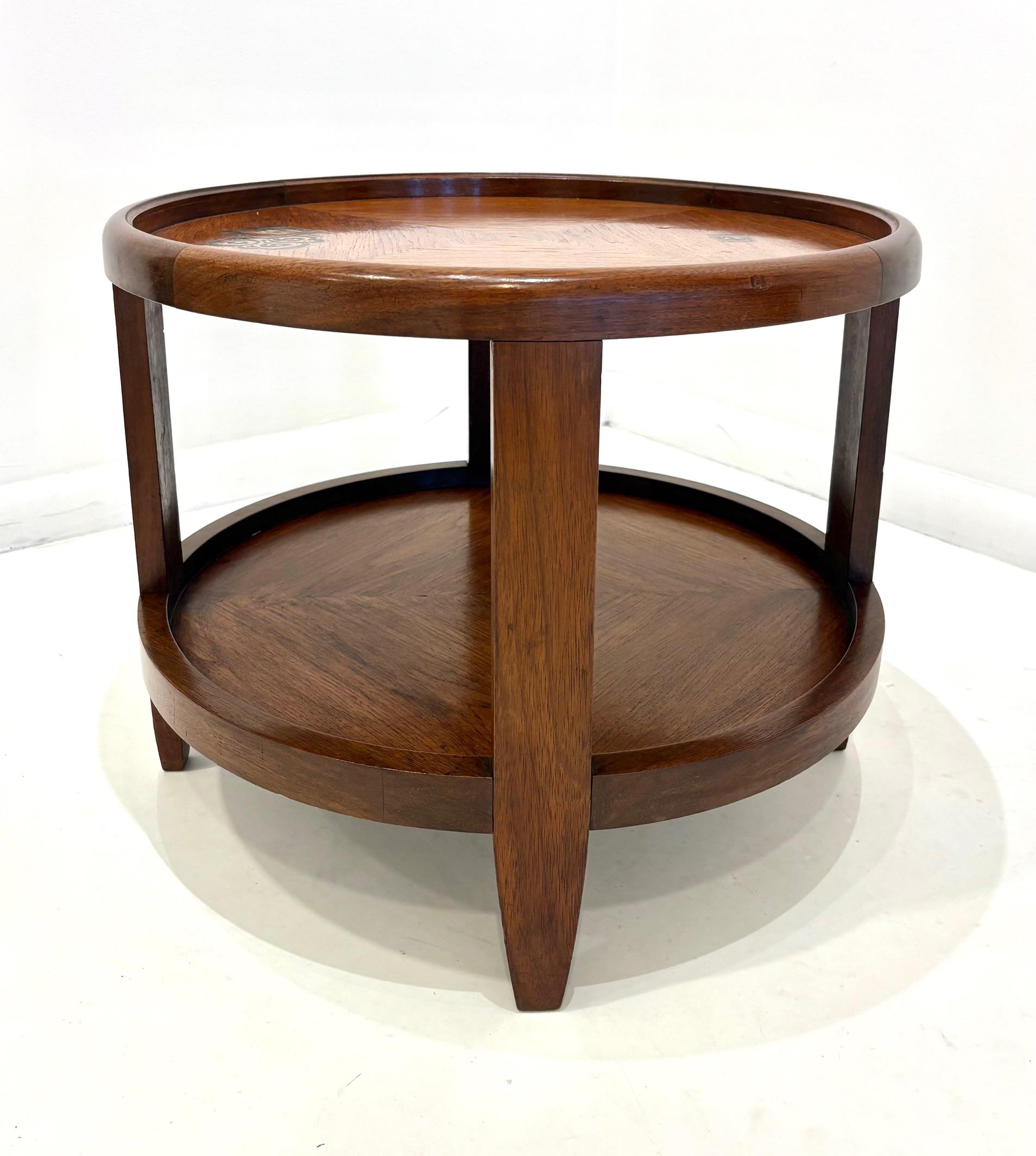 Art nouveau Table d'appoint circulaire à deux niveaux en acajou par Louis Majorelle en vente