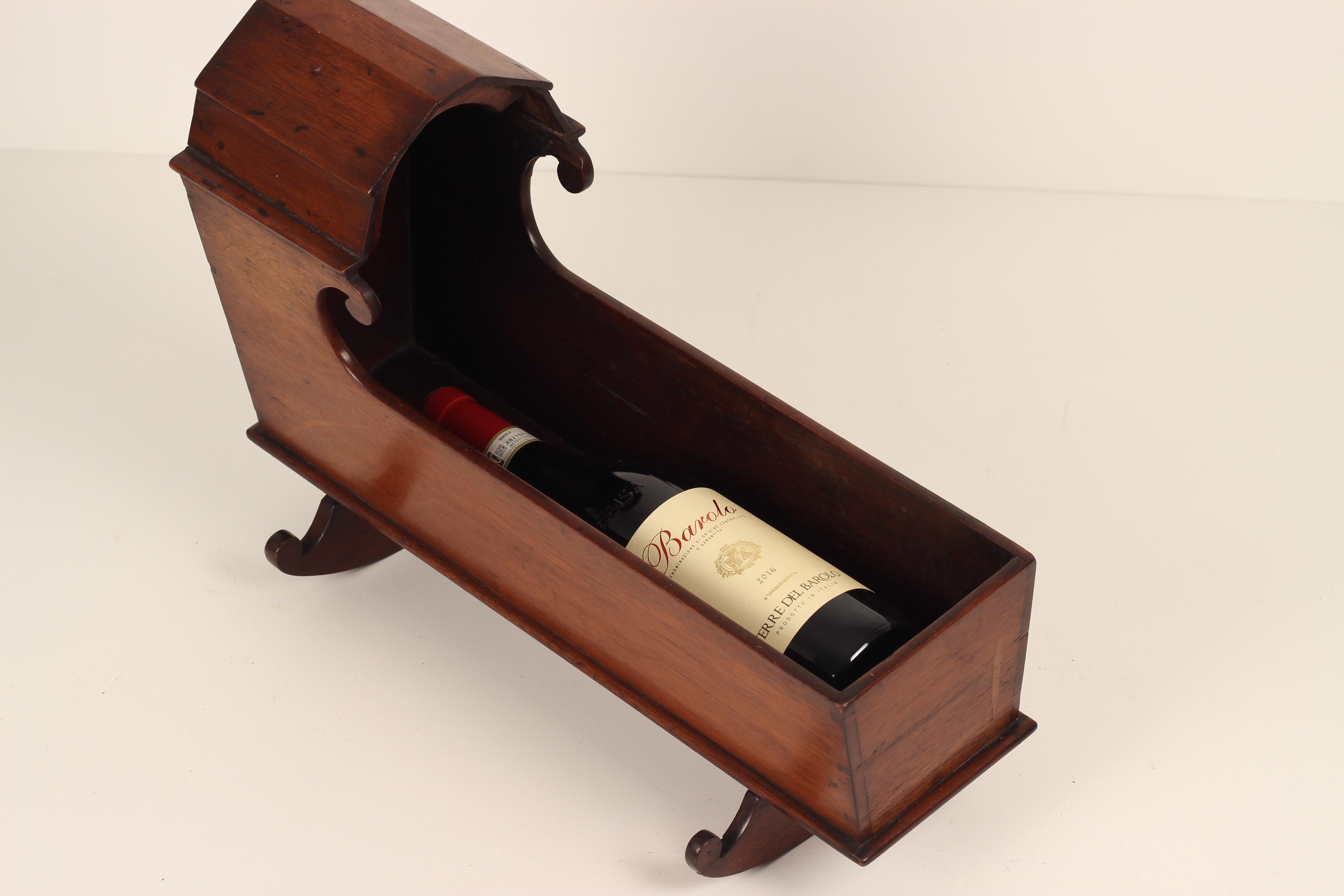 Mahogany Victorian 19th Century Minature or Apprentice Piece Crib/Cott In Good Condition In London, GB