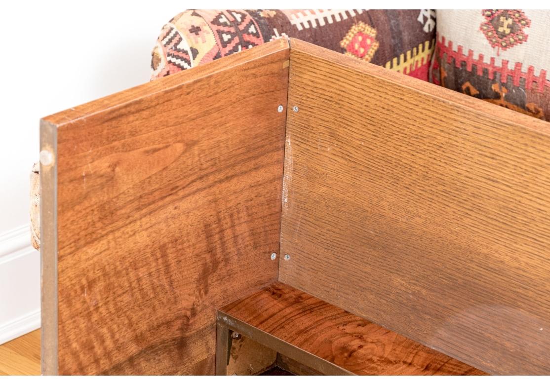 Mesa Cocktail Cascada Caoba Moderno de mediados de siglo en venta