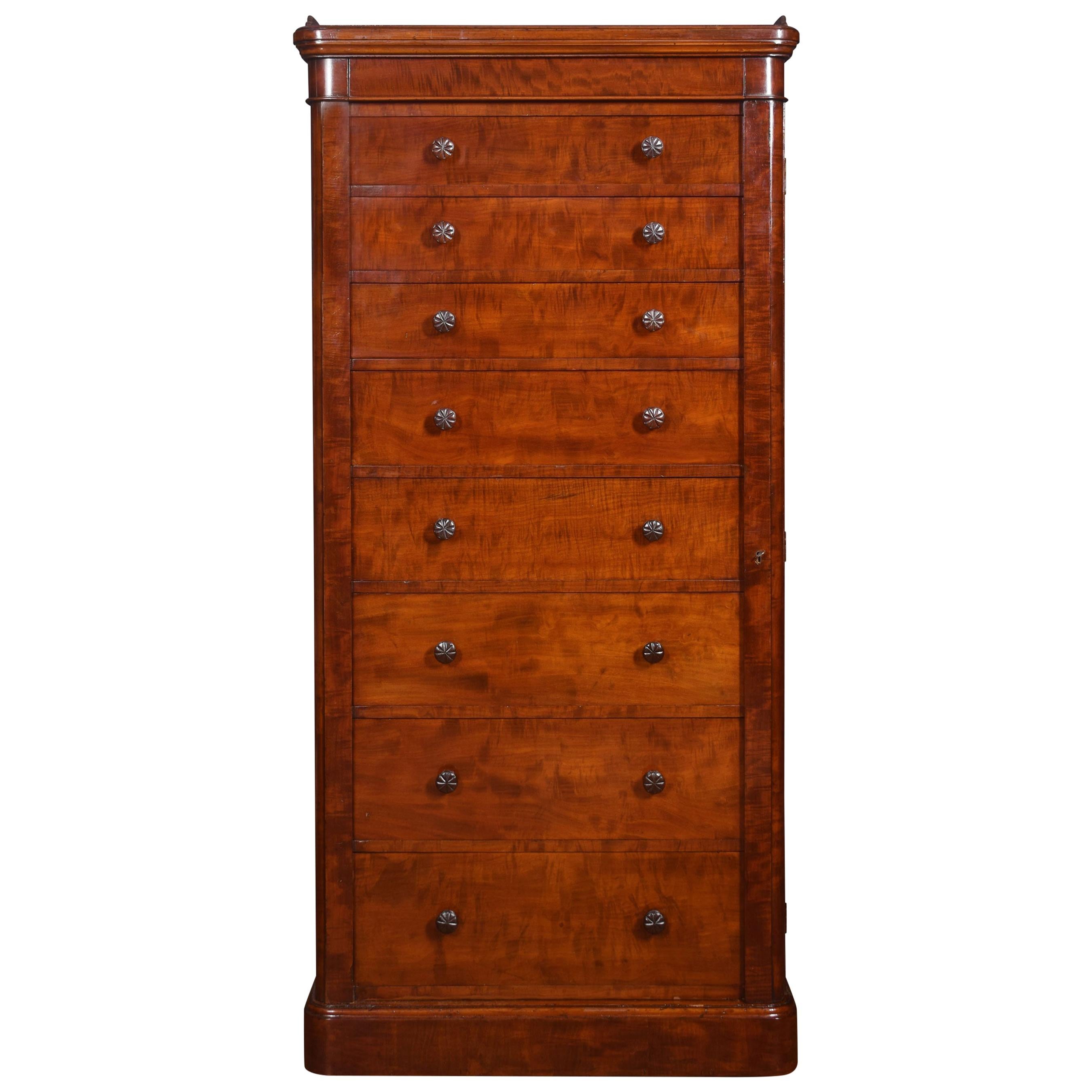 Mahogany Wellington Chest