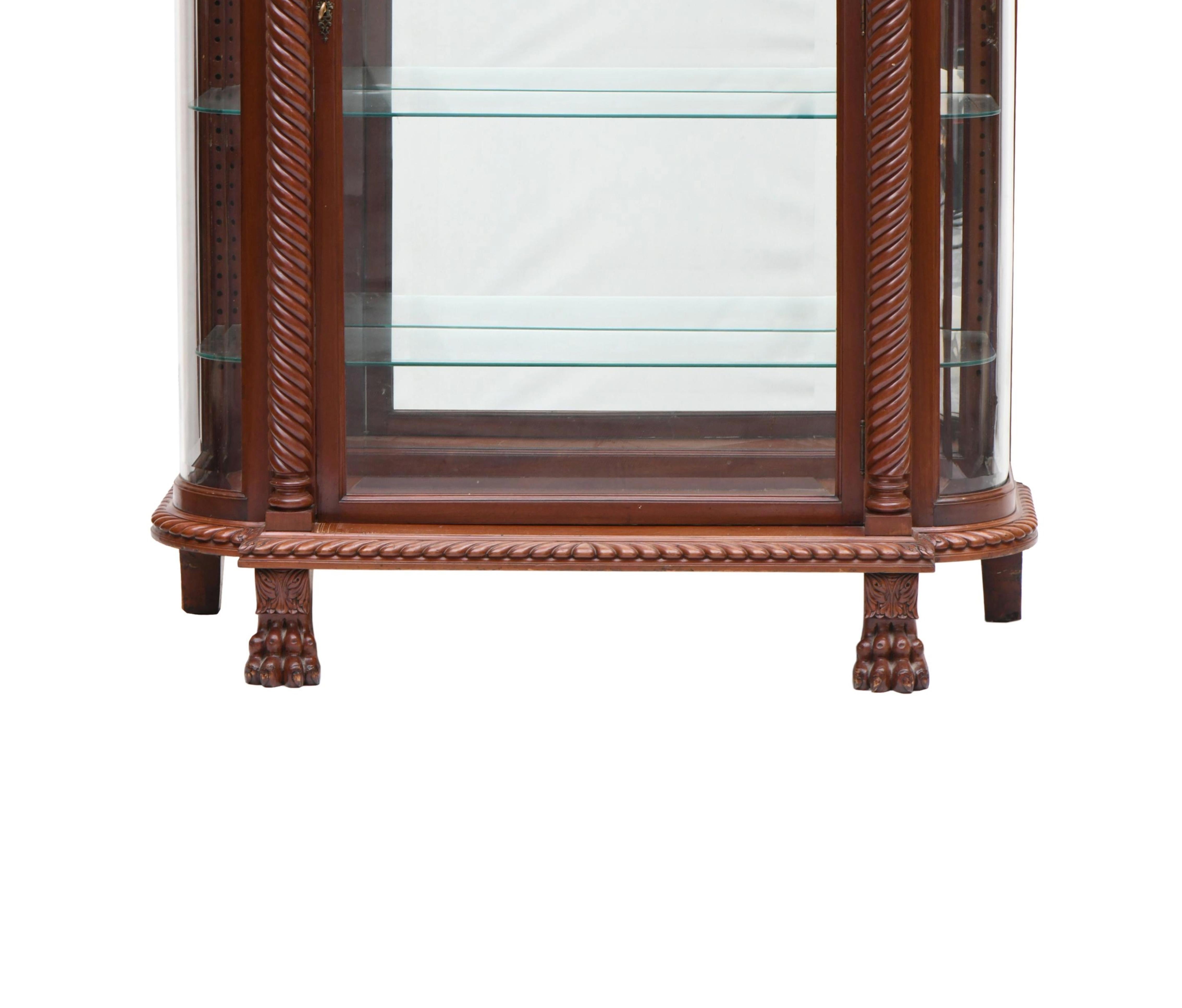 Hand-Carved Mahogany Wood Beveled Glass Mirrored Back Cabinet / Vitrine By R.J.Horner For Sale