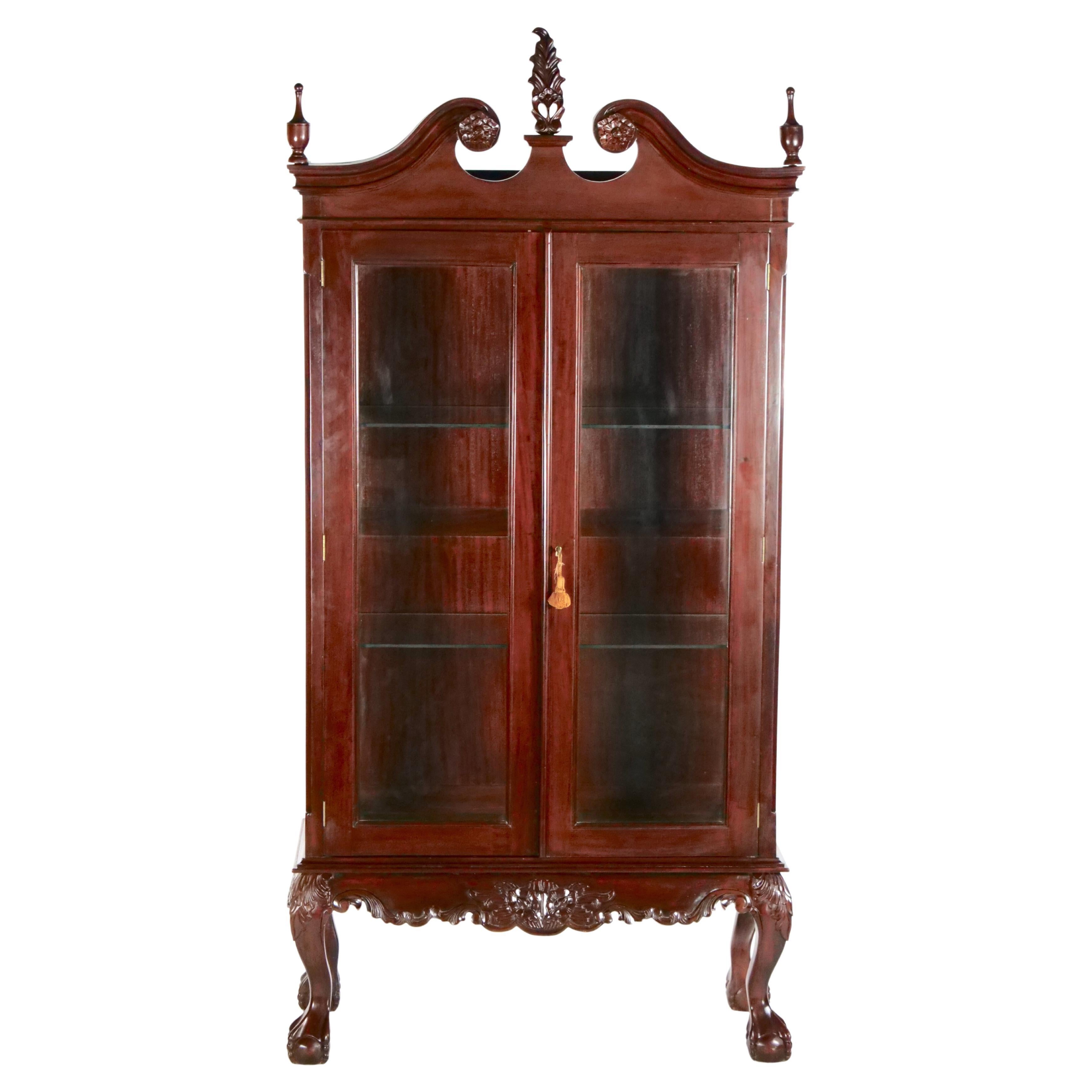 Mahogany Wood Chippendale Style Display Cabinet For Sale