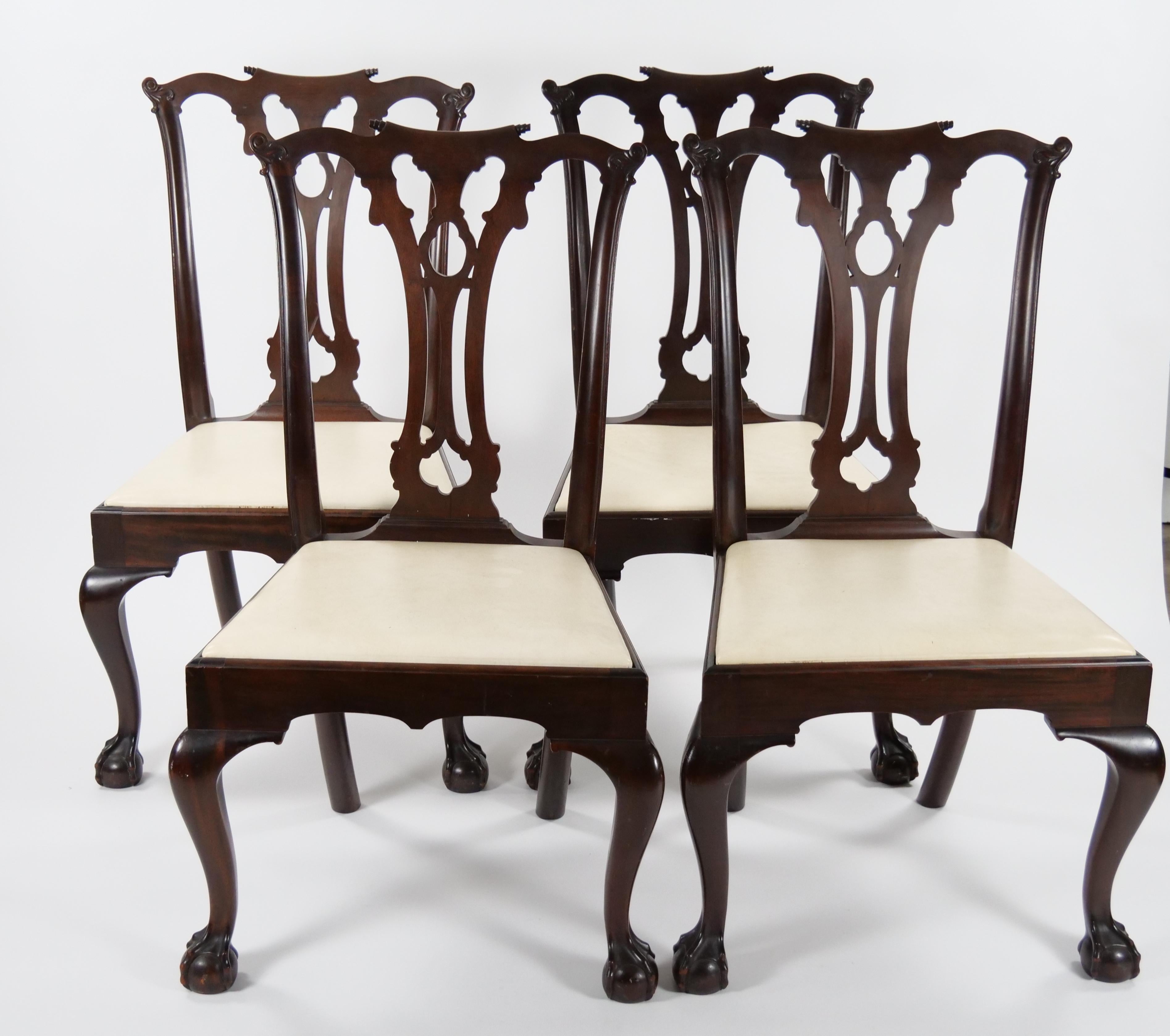 Hand-Carved Mahogany Wood Framed (8) Chippendale Style Dining Chairs For Sale