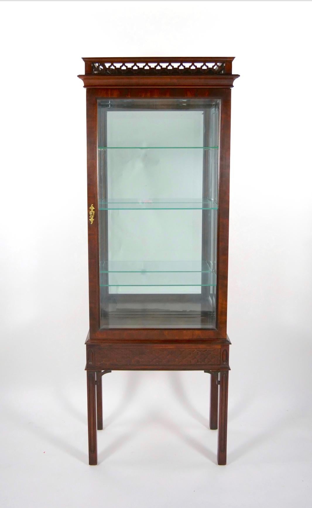 Mahogany Wood Framed Mirrored Back Display Vitrine Cabinet / Three Glass Shelves For Sale 6