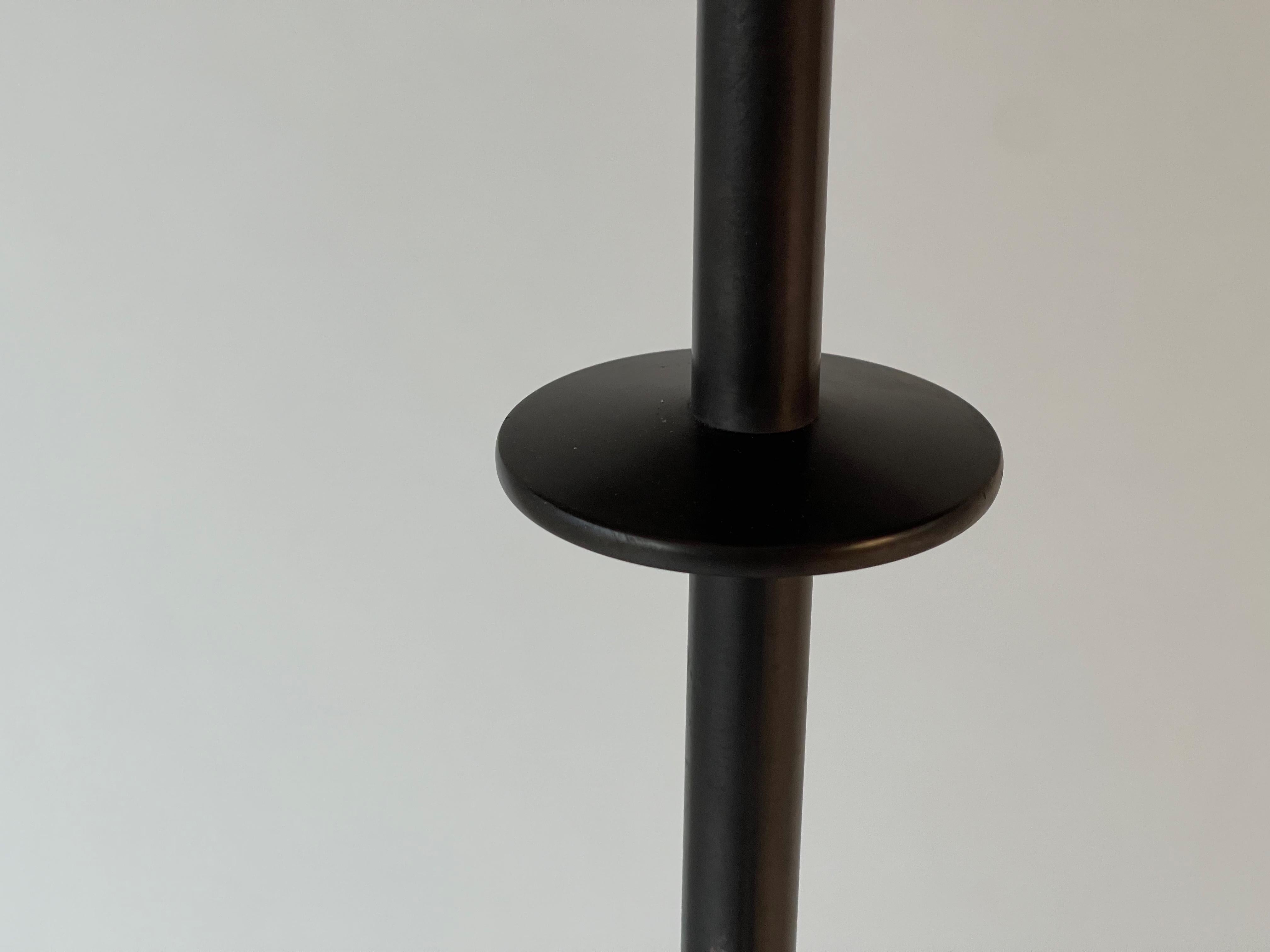 Américain Lampadaire n°8 avec cadre en bronze noirci en vente