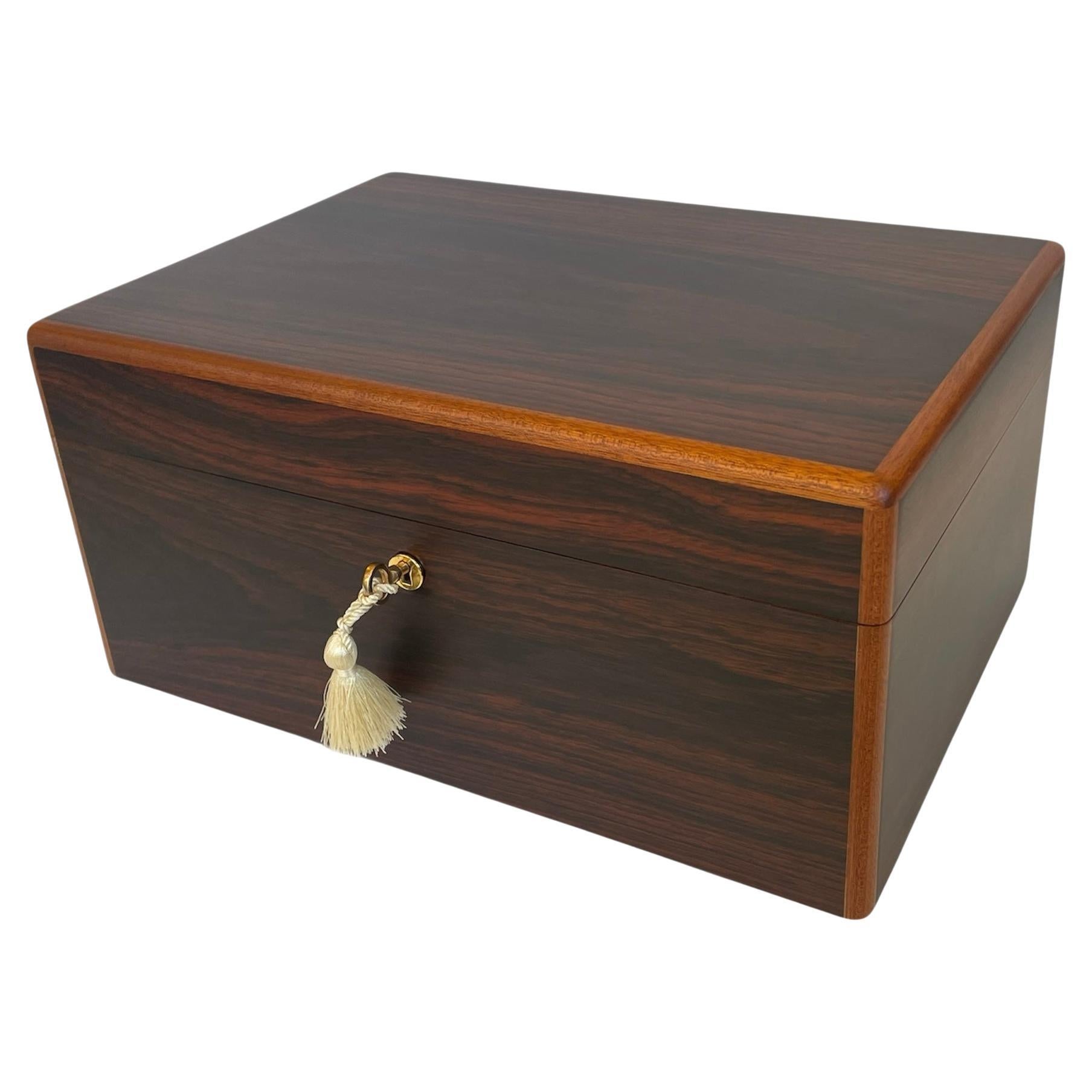 Wood Wood Wood Vintage, scrigno per gioielli fatto a mano, Manning of Ireland Irish &New