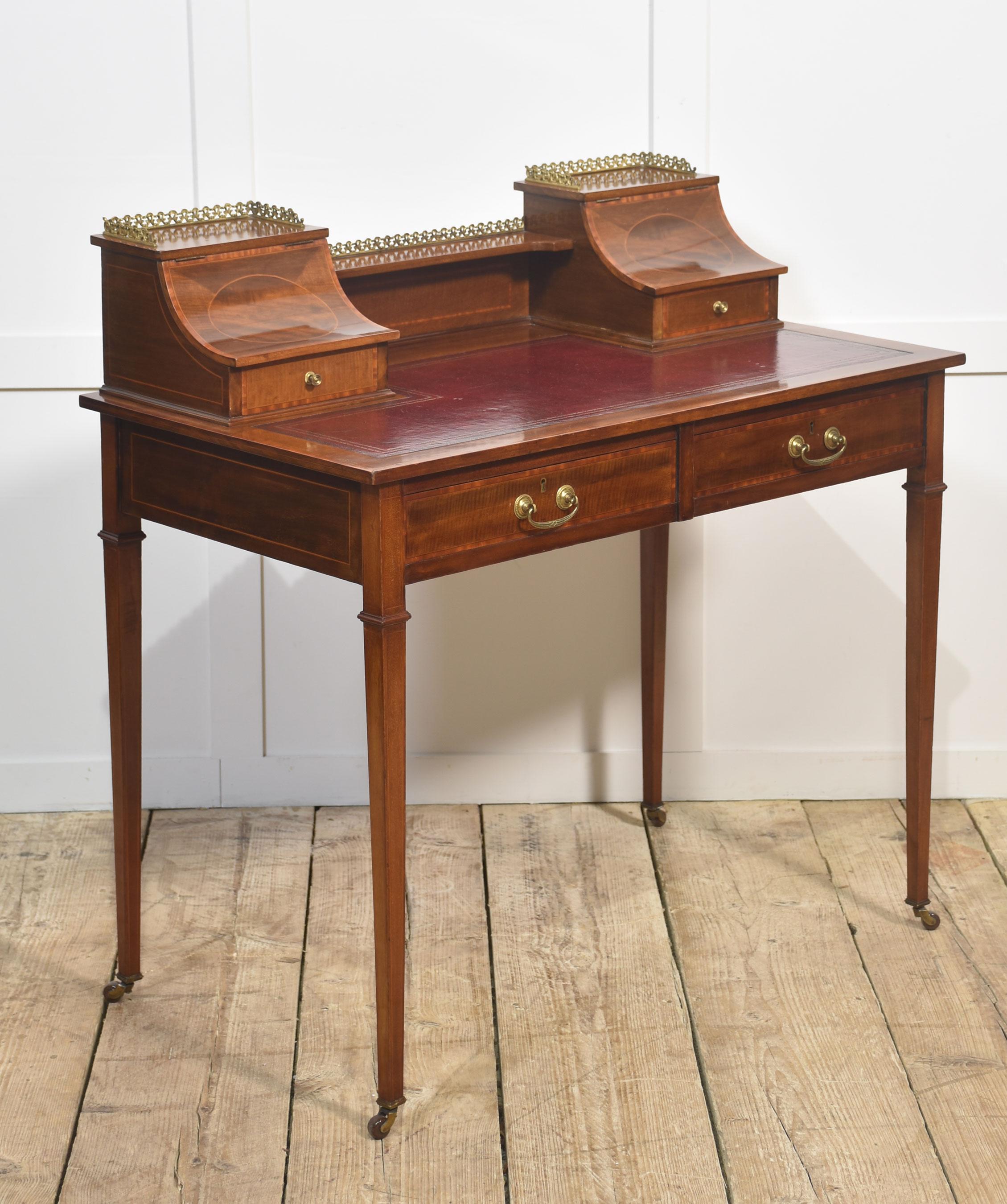 20th Century Mahogany Writing Desk with Satinwood Inlay For Sale