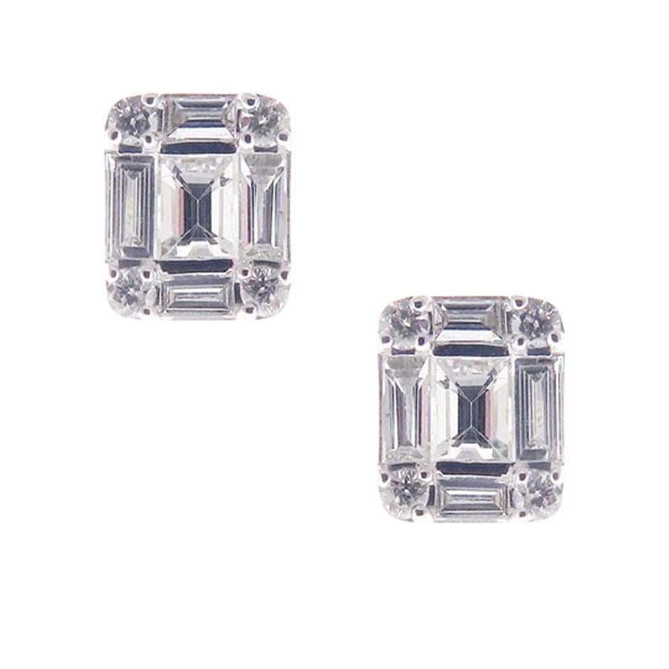 Mai Mini Baguette Diamond Stud Earrings In New Condition For Sale In Los Angeles, CA