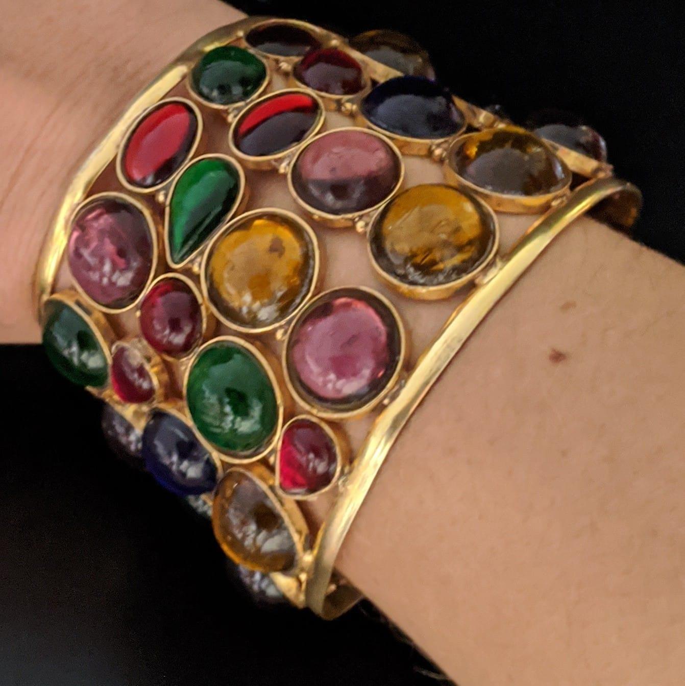 Maïa N / Maya NAKHLE, magnificent cuff BRACELET, signed, GRIPOIX glass In Good Condition For Sale In SAINT-CLOUD, FR