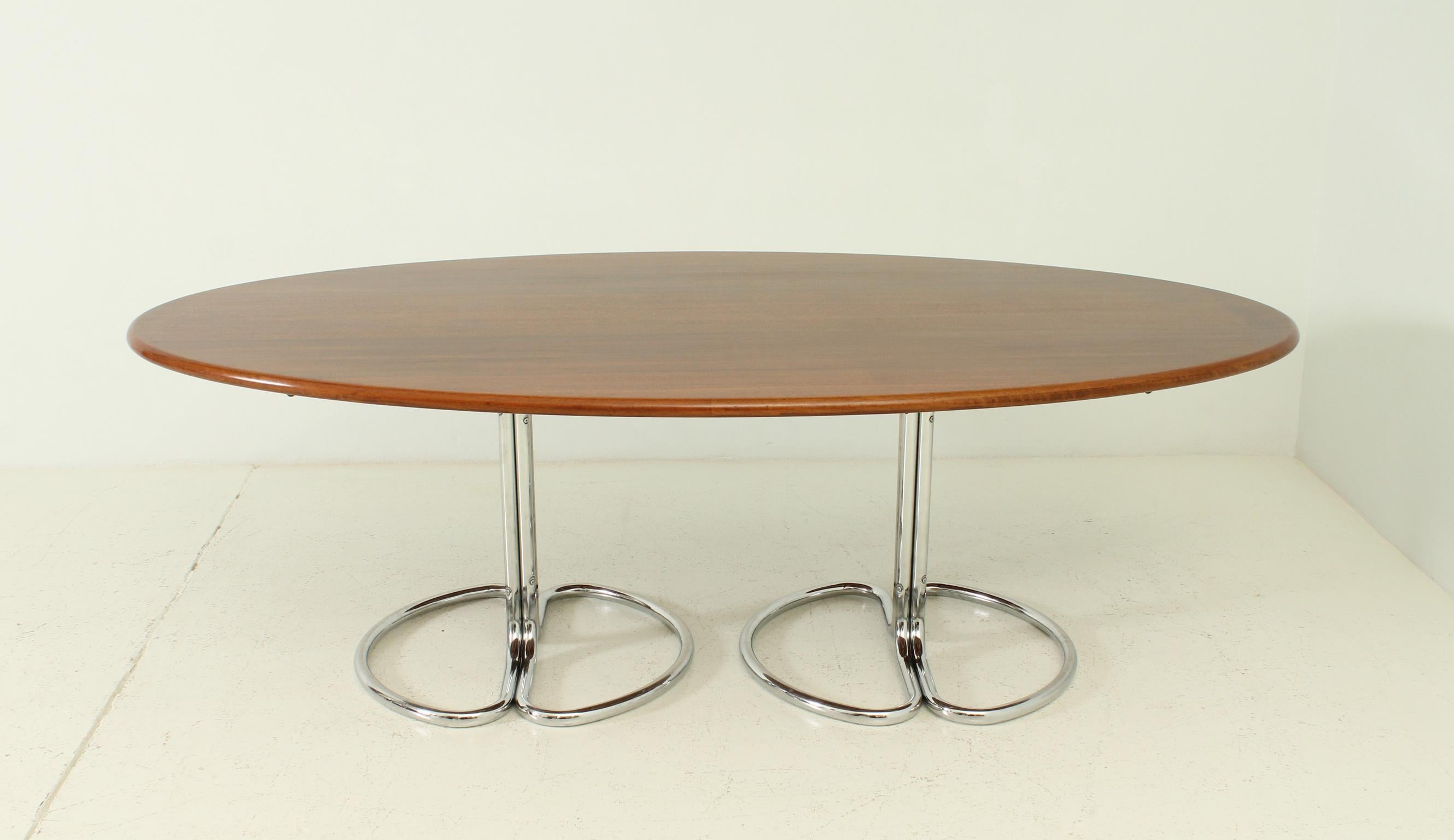 Mid-Century Modern Maia Oval Dining Table by Giotto Stoppino for Bernini
