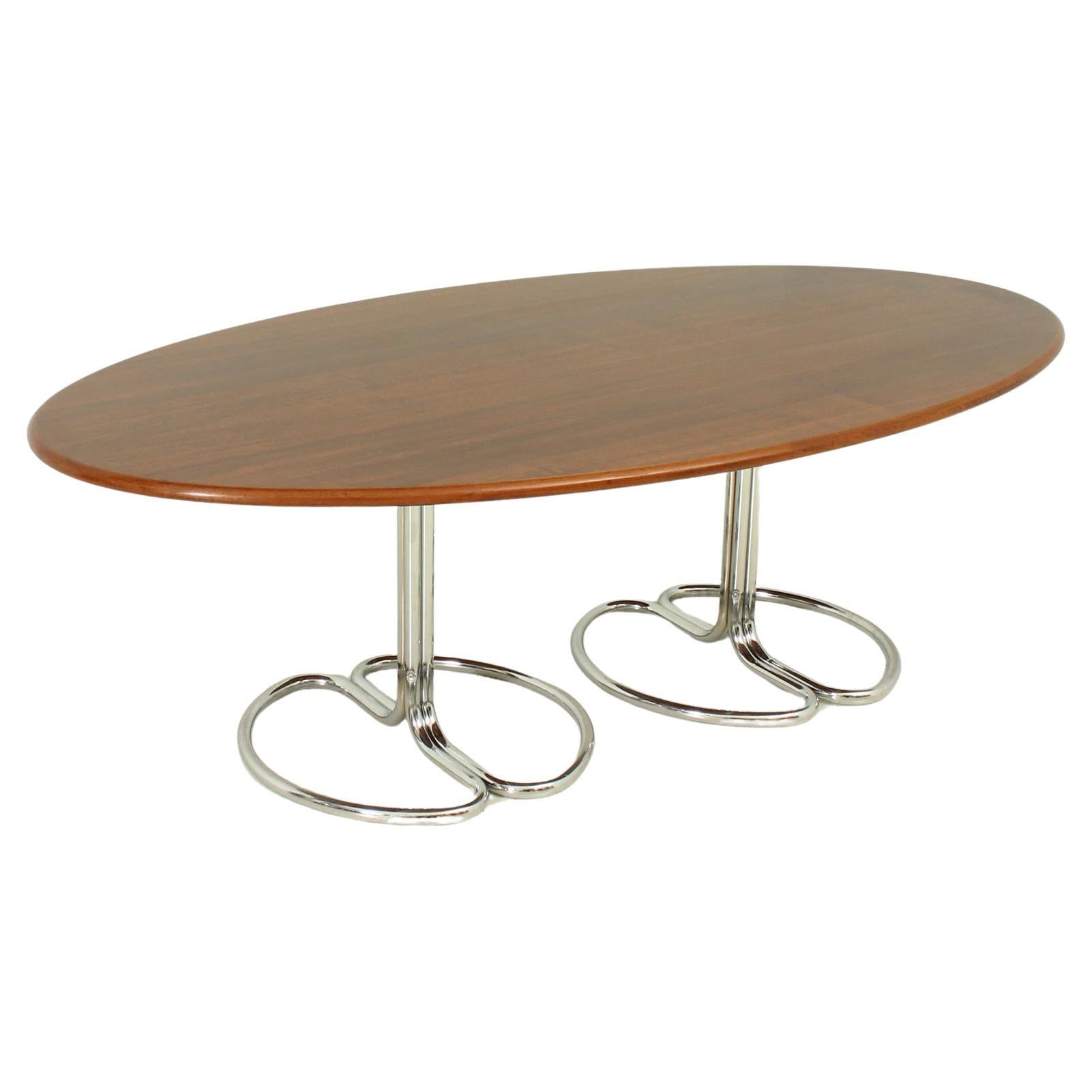 Maia Oval Dining Table by Giotto Stoppino for Bernini