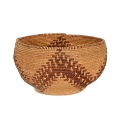 Antique Native American Maidu Basket