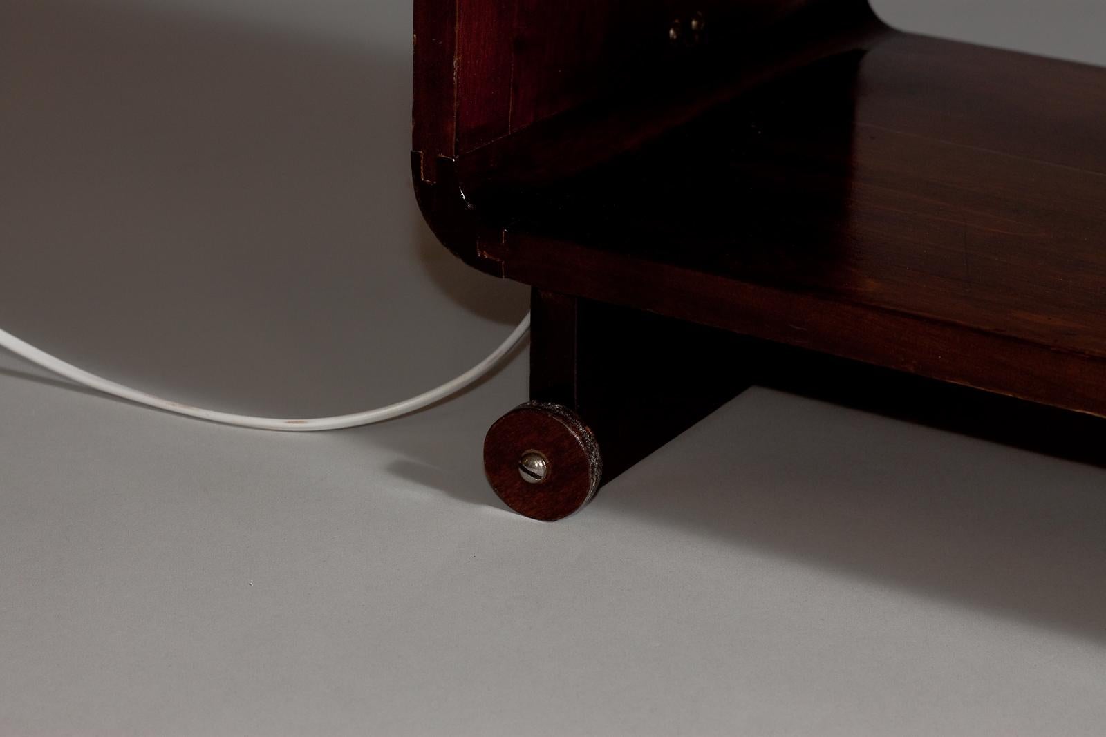 Maija Heikinheimo, 1930's side table with a lamp 2