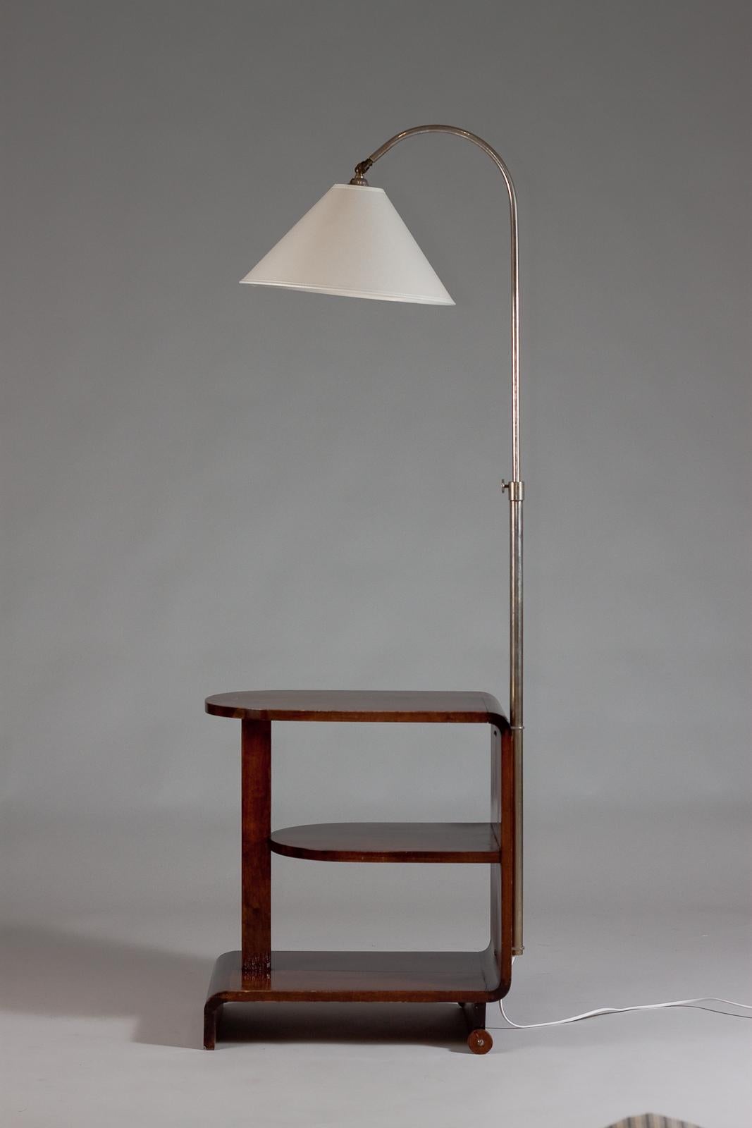 Finnish Maija Heikinheimo, 1930's side table with a lamp For Sale