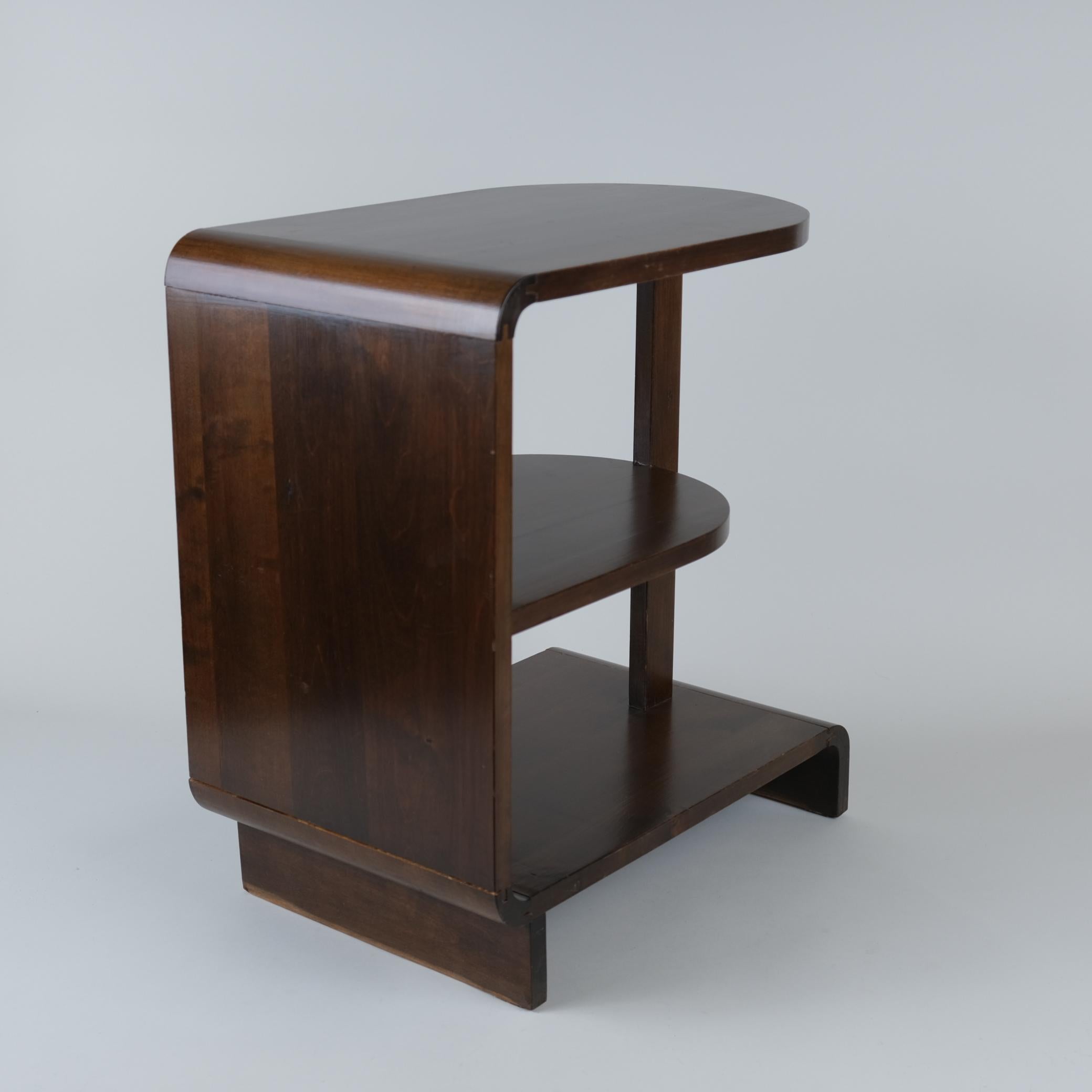 Maija Heikinheimo Art Deco Beistelltisch Apu Modell 604 aus Birke, Asko 1930er Jahre im Zustand „Gut“ im Angebot in Helsinki, FI