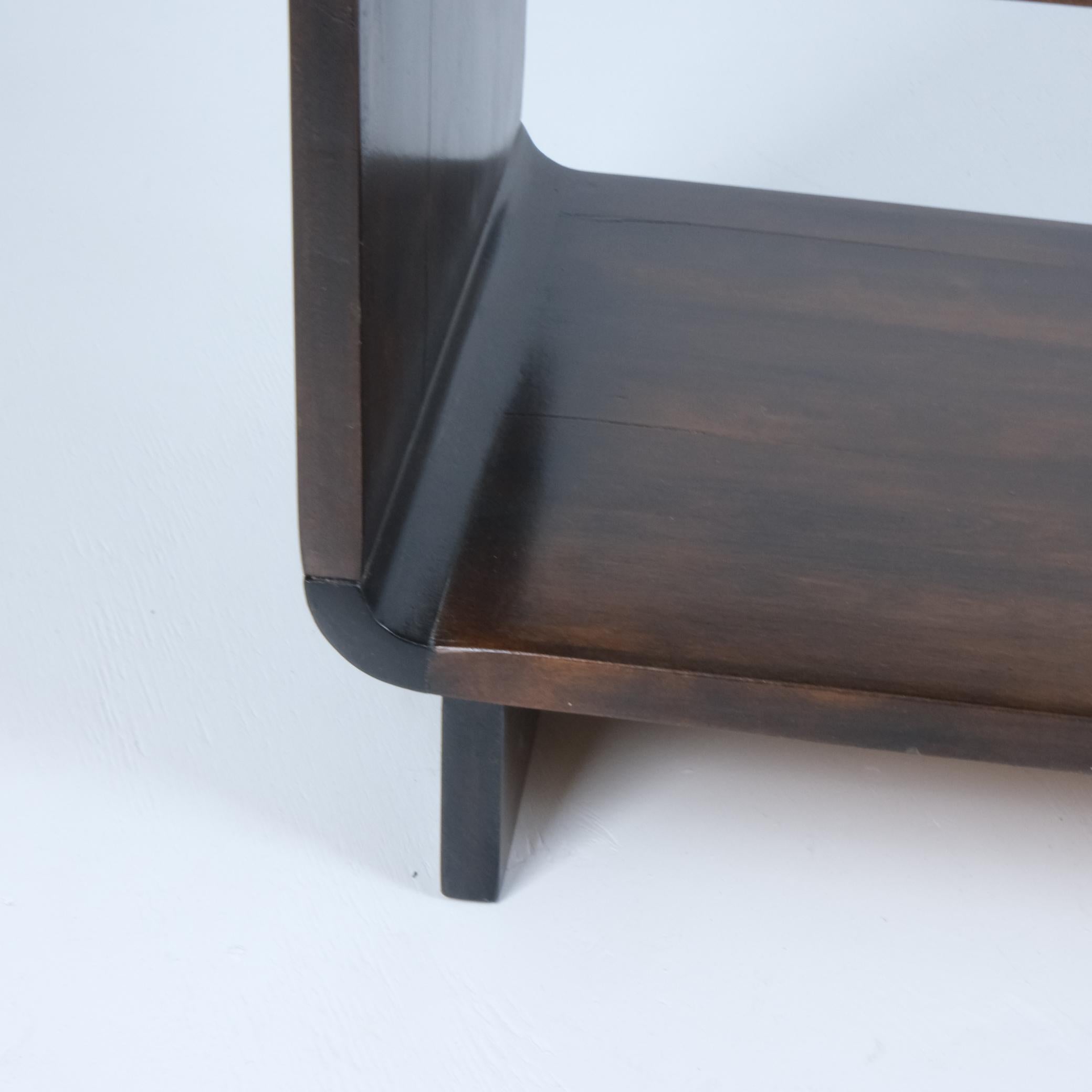 Finlandais Maija Heikinheimo Table d'appoint Art Déco Model No 604 en bouleau foncé, Asko 1930s en vente