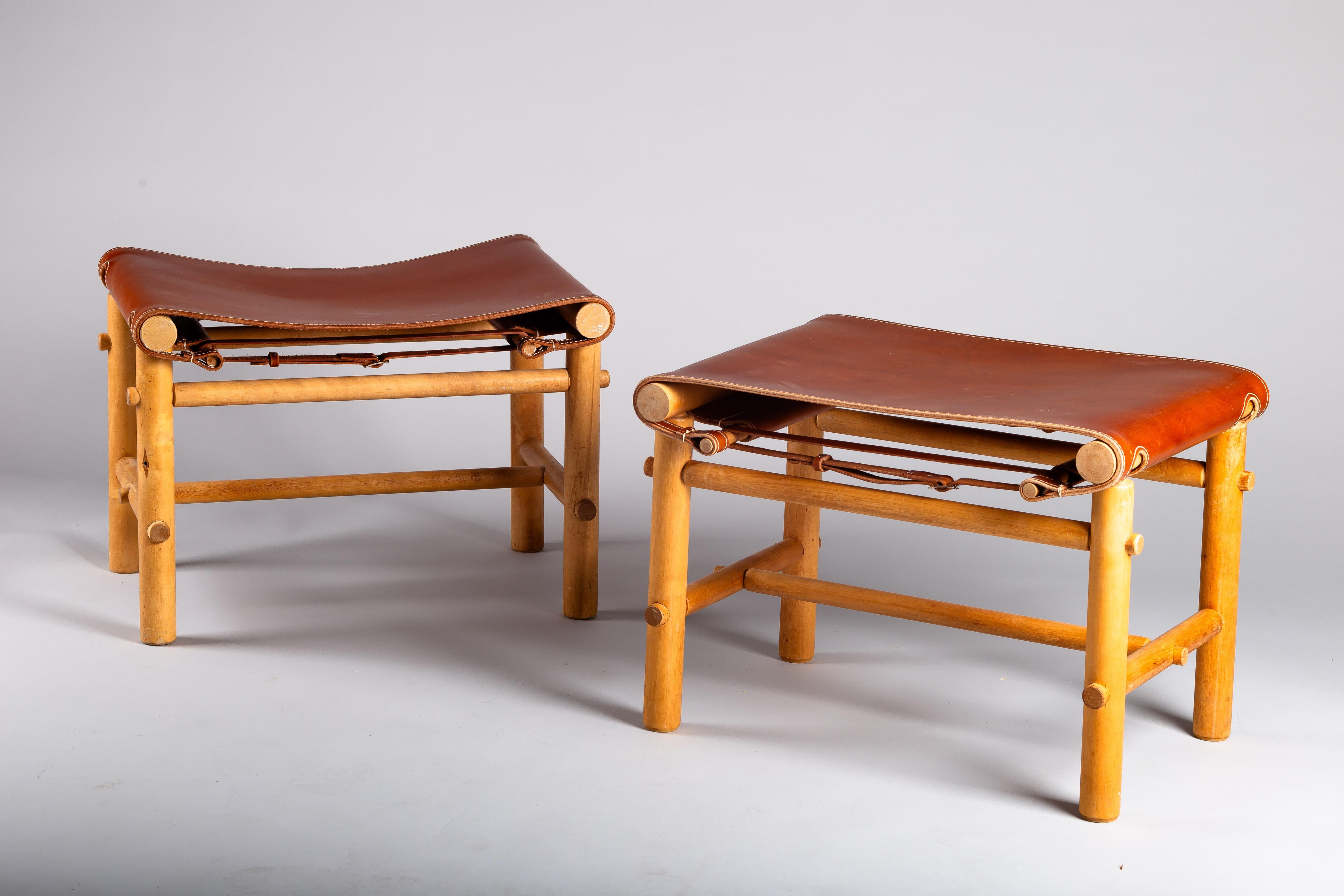 20ième siècle Maija Heikinhemo, paire de poufs de safari des années 1960, Noormarkun Käsityöt, Artek en vente