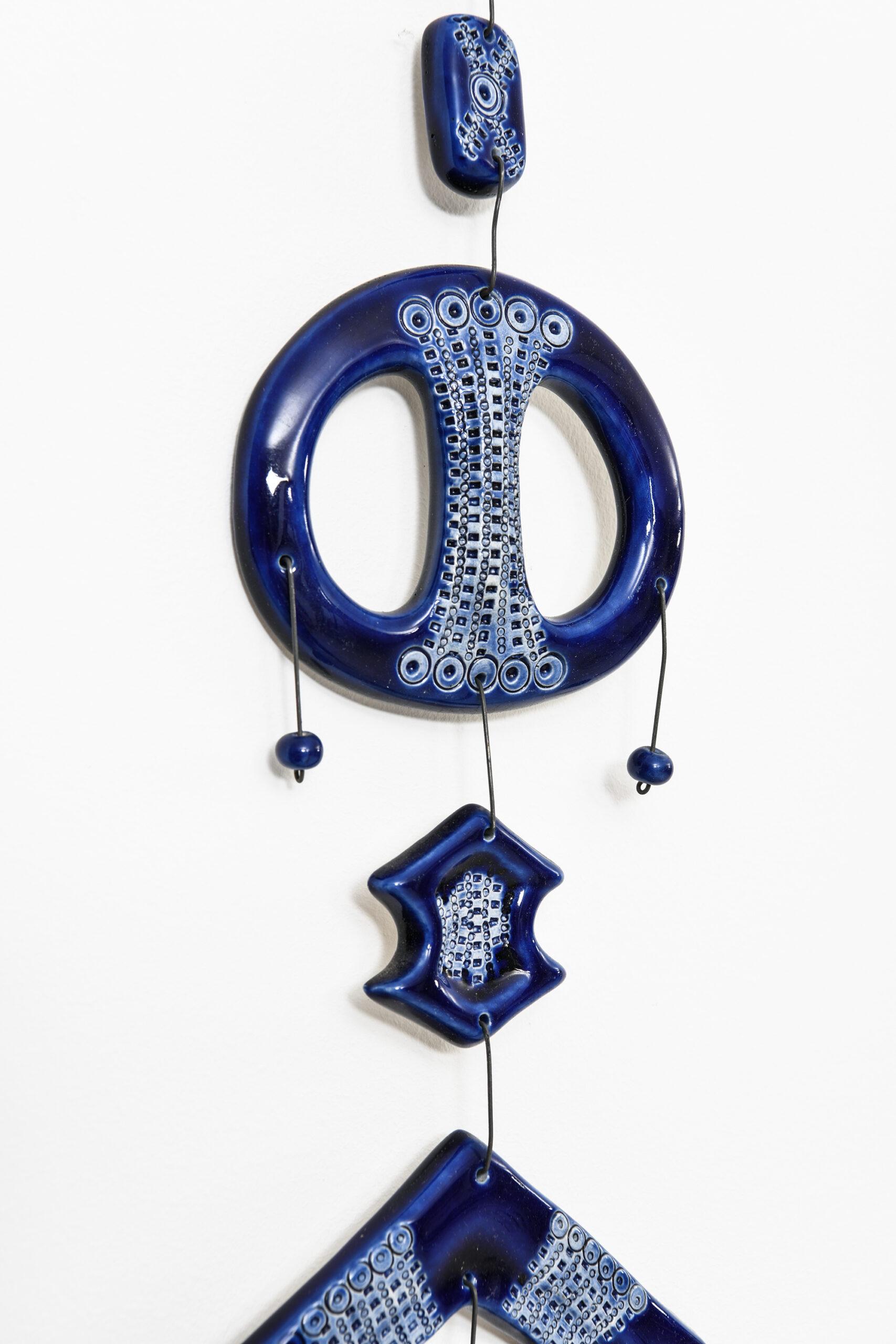 Rare wall sculptures designed by Maija-Liisa Vasenius. Produced by Kalevala Koru in Finland.
Dimensions (W x D x H): 17.5 x 2 x 98 cm.
Dimensions (W x D x H): 35 x 2 x 70 cm.