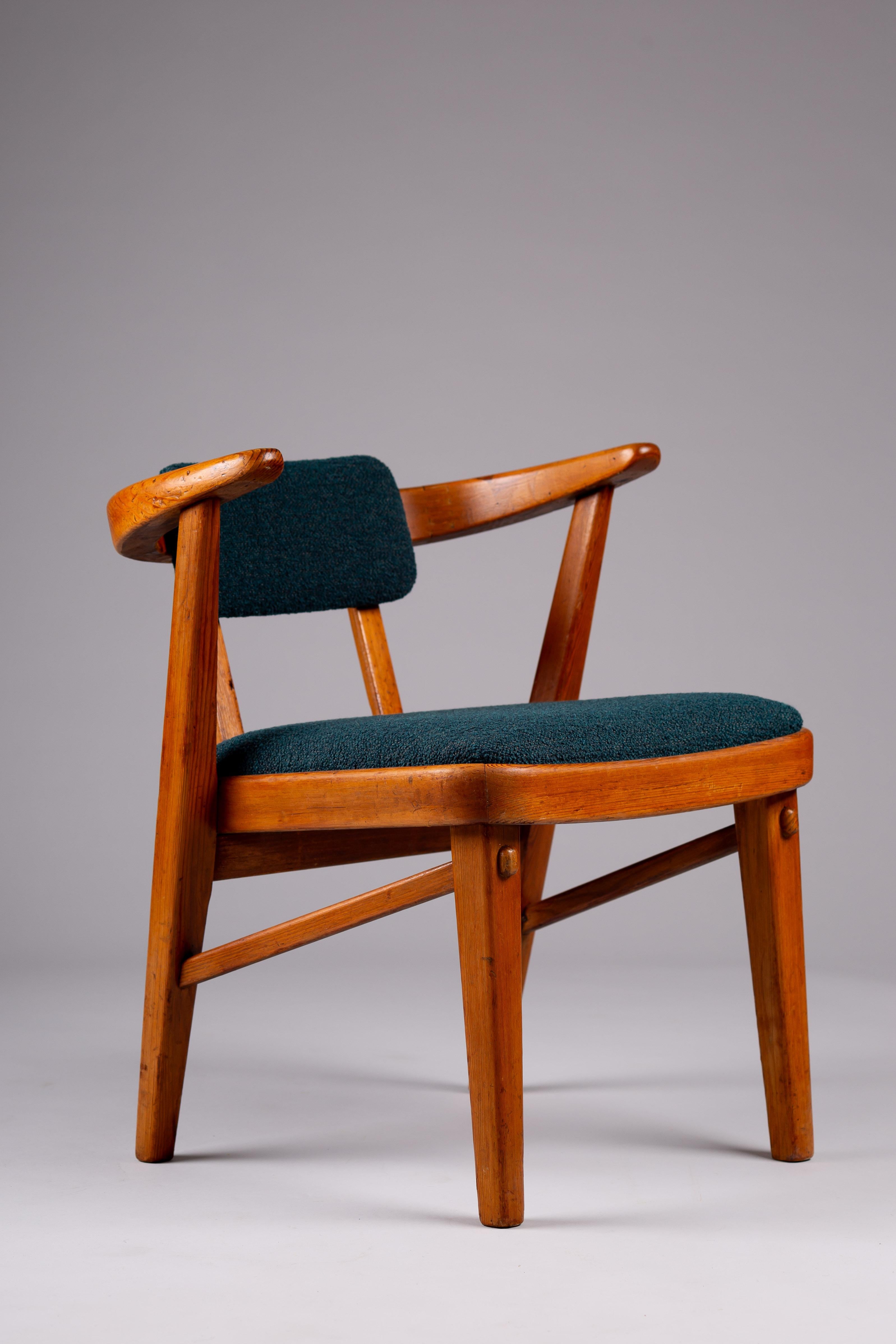Maija Taimi, set di sedie del 1940 per il ristorante Kestikartano, Helsinki in vendita 3