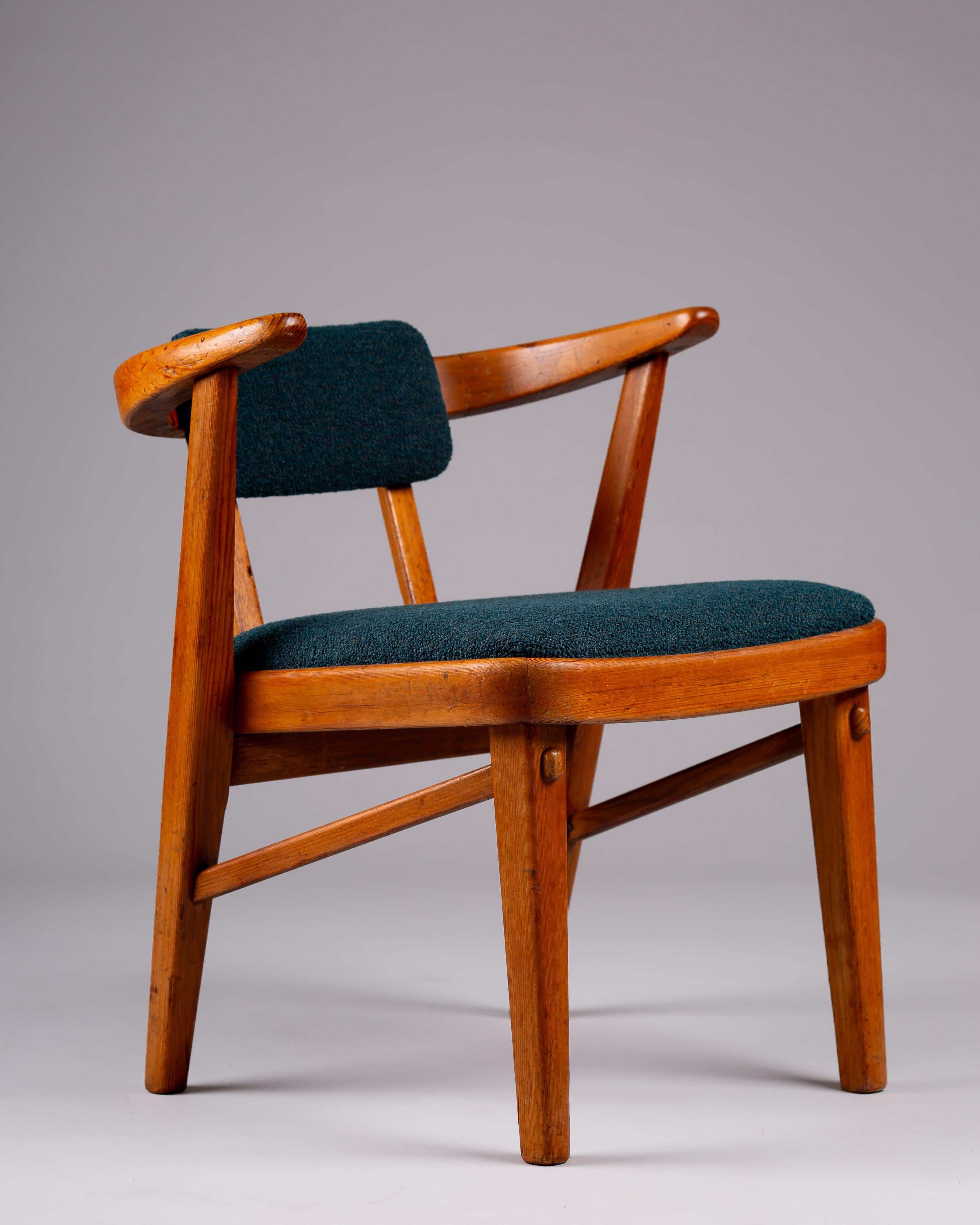 Maija Taimi, set di sedie del 1940 per il ristorante Kestikartano, Helsinki in vendita 2