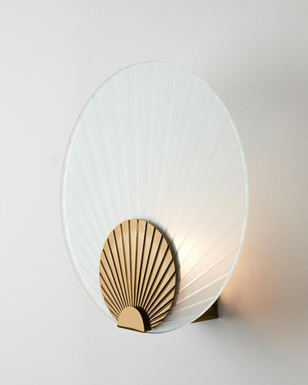 Contemporary Maiko Clear Glass And Polished Brass Wall Mounted Lamp by Carla Baz For Sale