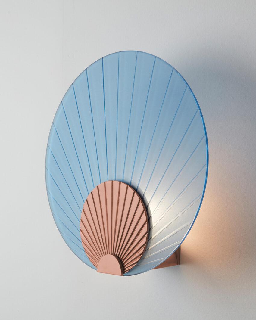 Maiko Indigo Glass And Brushed Copper Wall Mounted Lamp by Carla Baz
Dimensions: Ø 35 x D 14 cm.
Materials: Brushed copper and indigo glass.
Weight: 3,5 kg.

Available in different finishes: verdigris metal, brushed brass, brushed copper, brushed