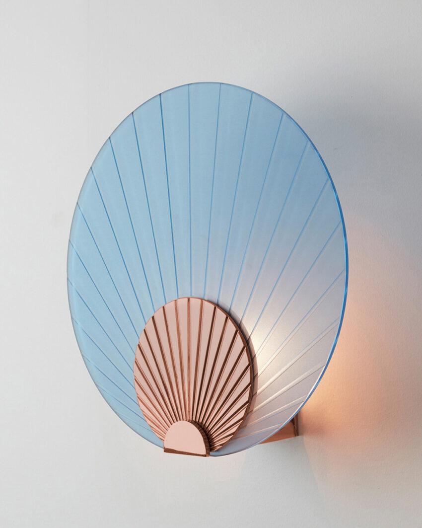 Maiko Indigo Glass And Polished Copper Wall Mounted Lamp by Carla Baz In New Condition For Sale In Geneve, CH