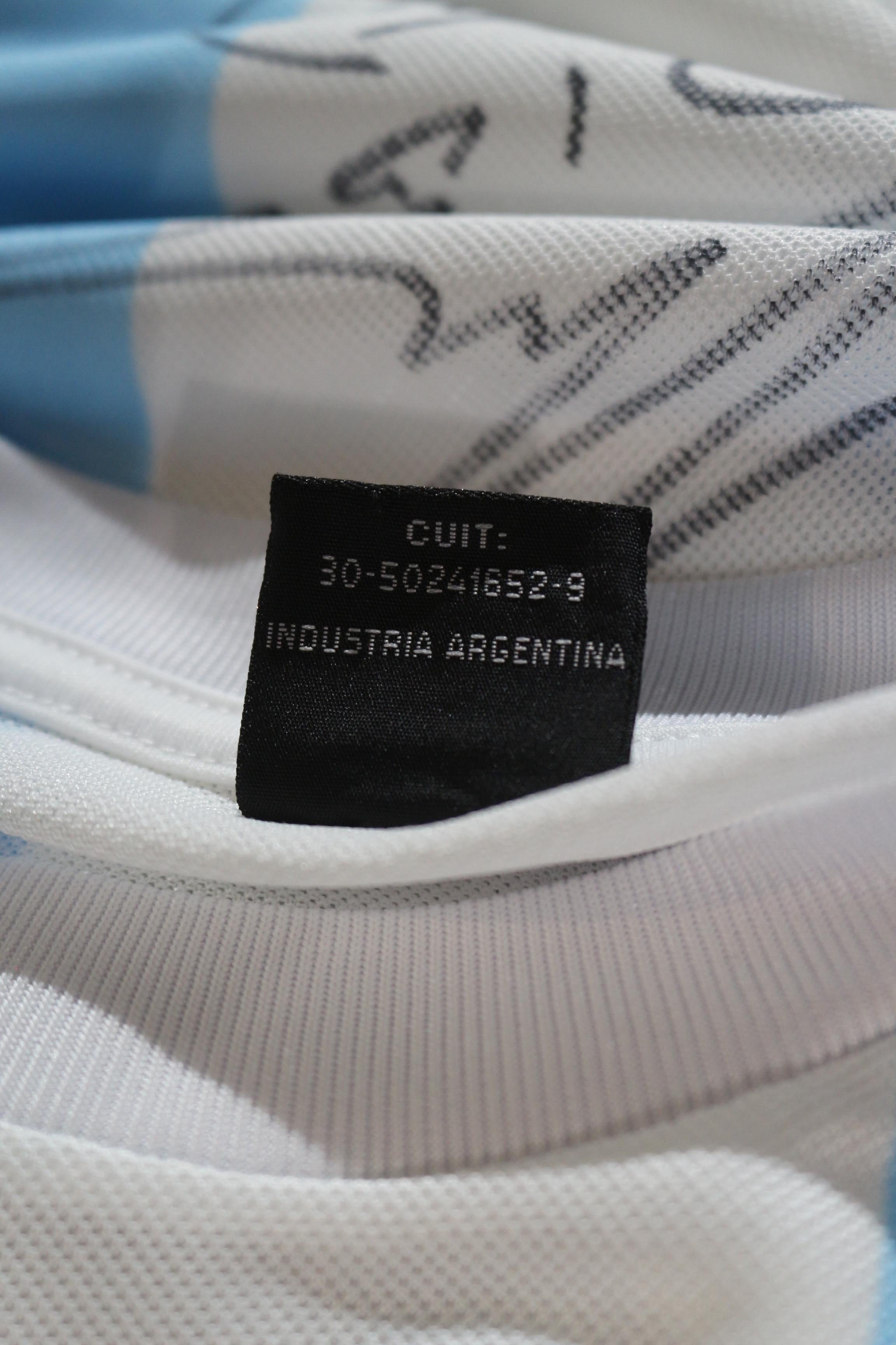 Maillot signé Diego Mradona Argentine coupe du monde 1986 Mexique en vente 2