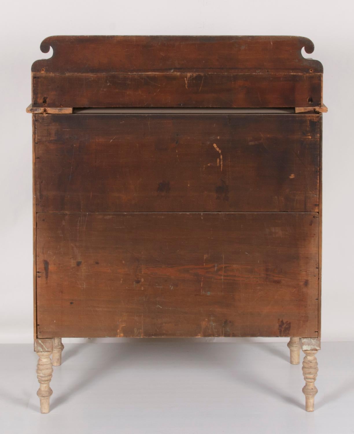19th Century Maine Country Sheraton Chest of Drawers For Sale
