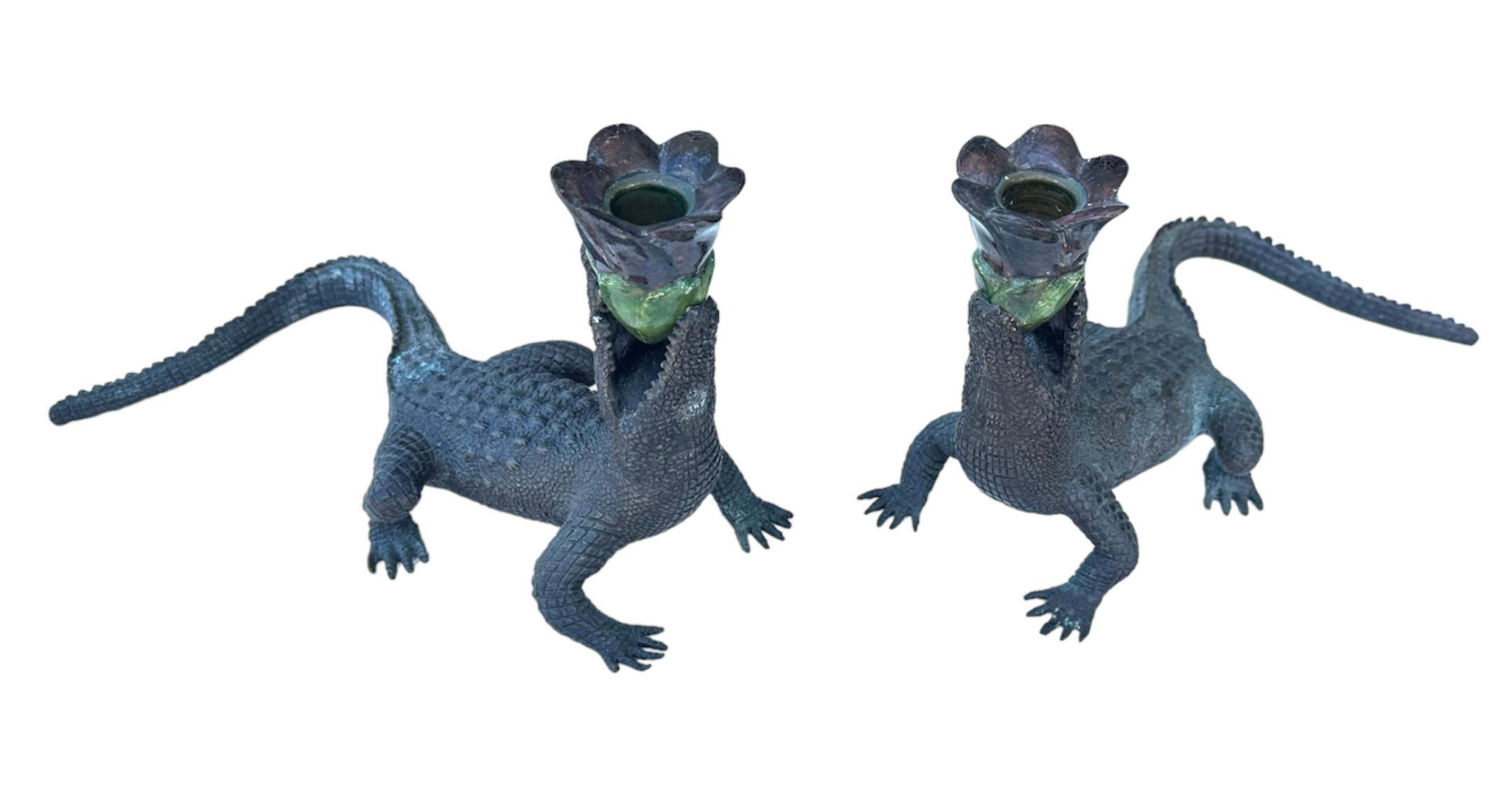 Maitland Smith: Alligator-Kerzenständer (Gotisch) im Angebot