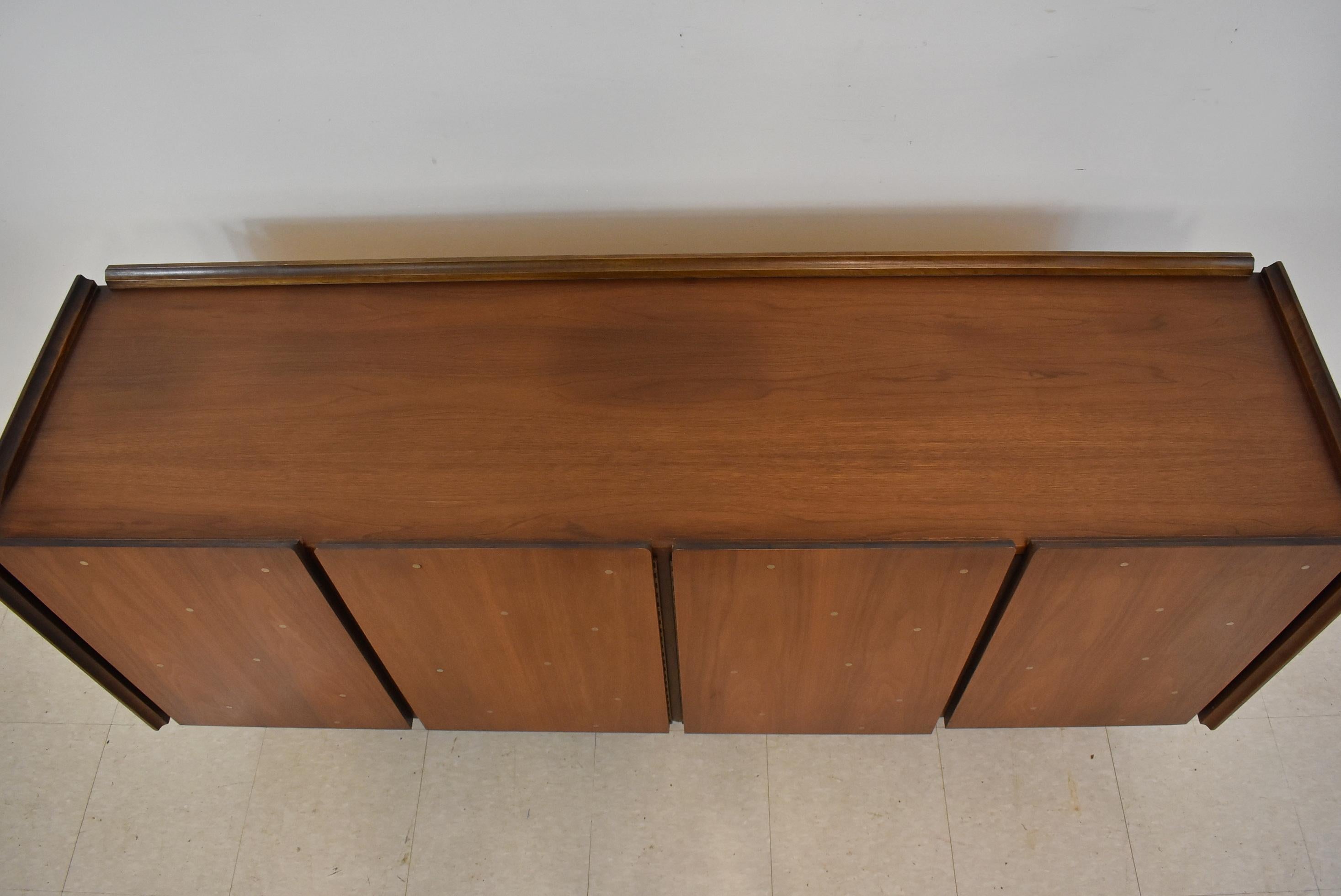 Mainline by Hooker 4-Door Walnut Credenza For Sale 3