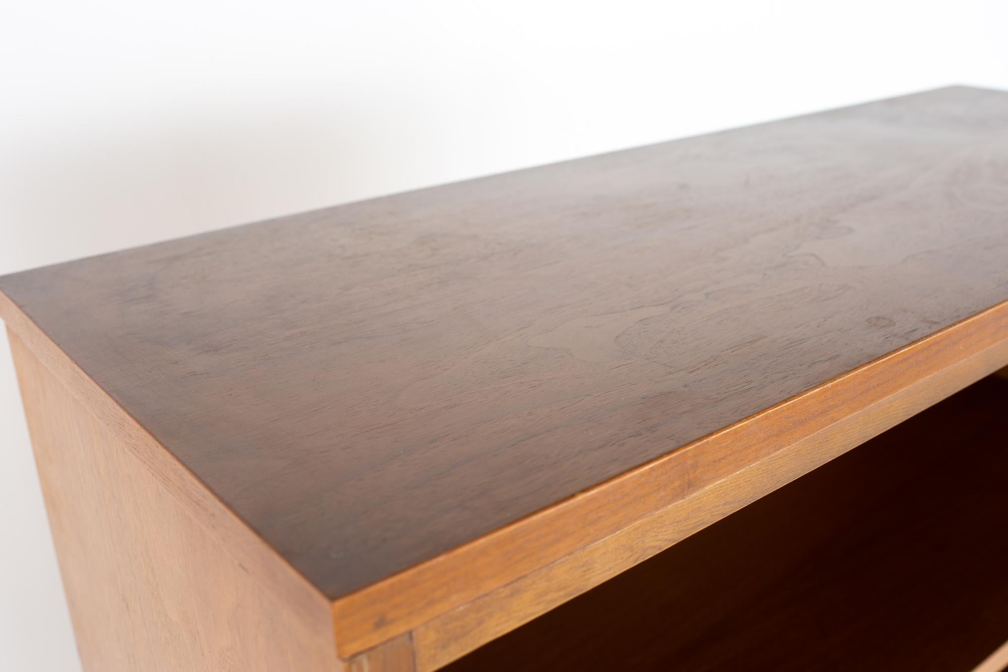 Mainline by Hooker Mid Century Walnut Buffet and Hutch 2