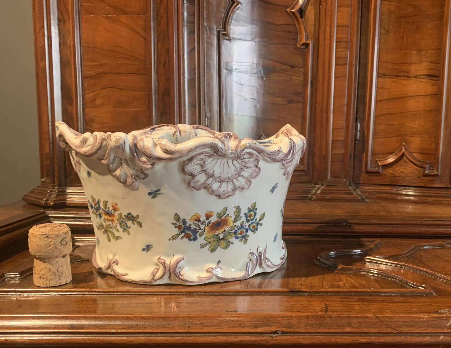 Maiolica flower pot 