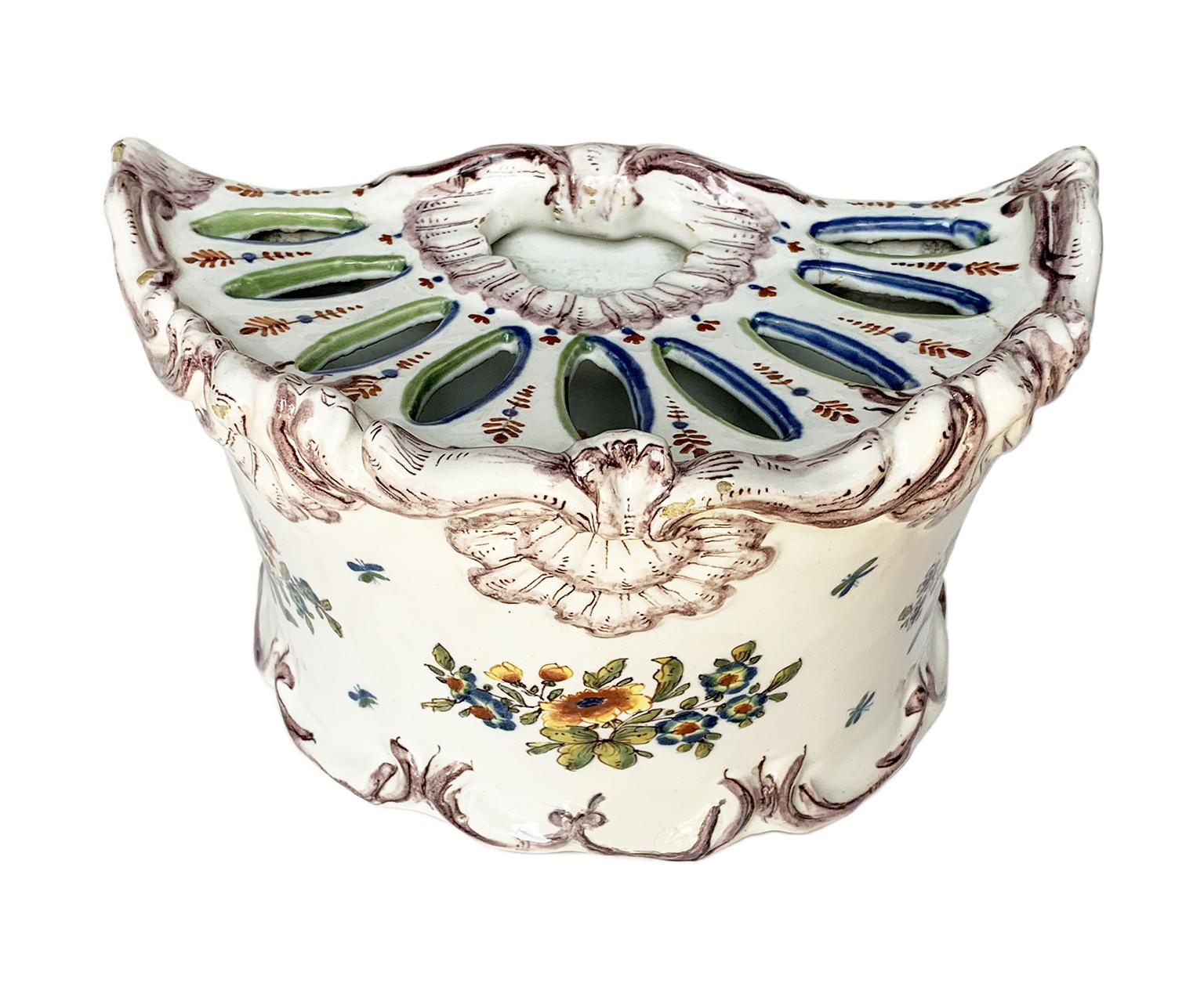 Rococo Maiolica flower pot 
