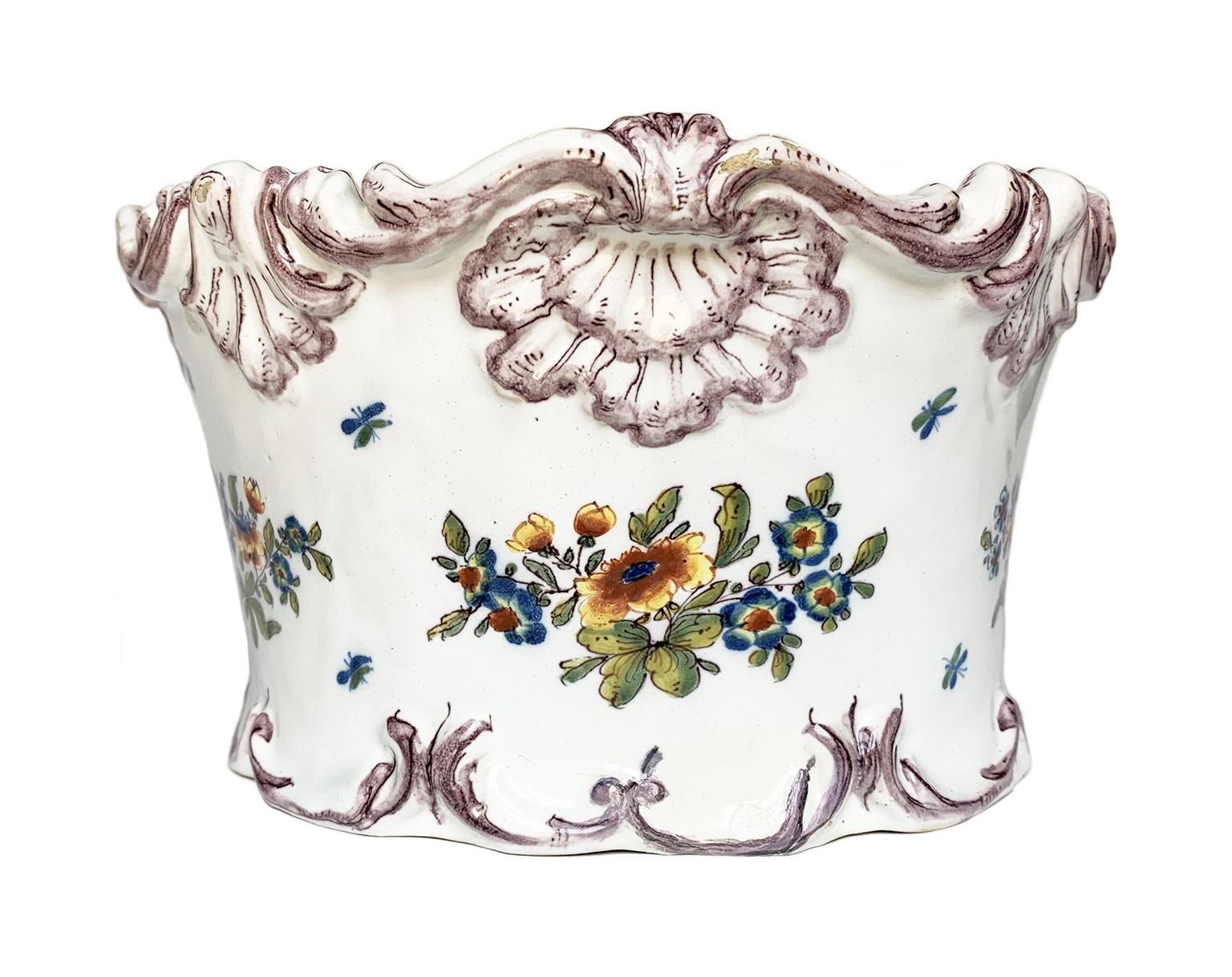 Italian Maiolica flower pot 