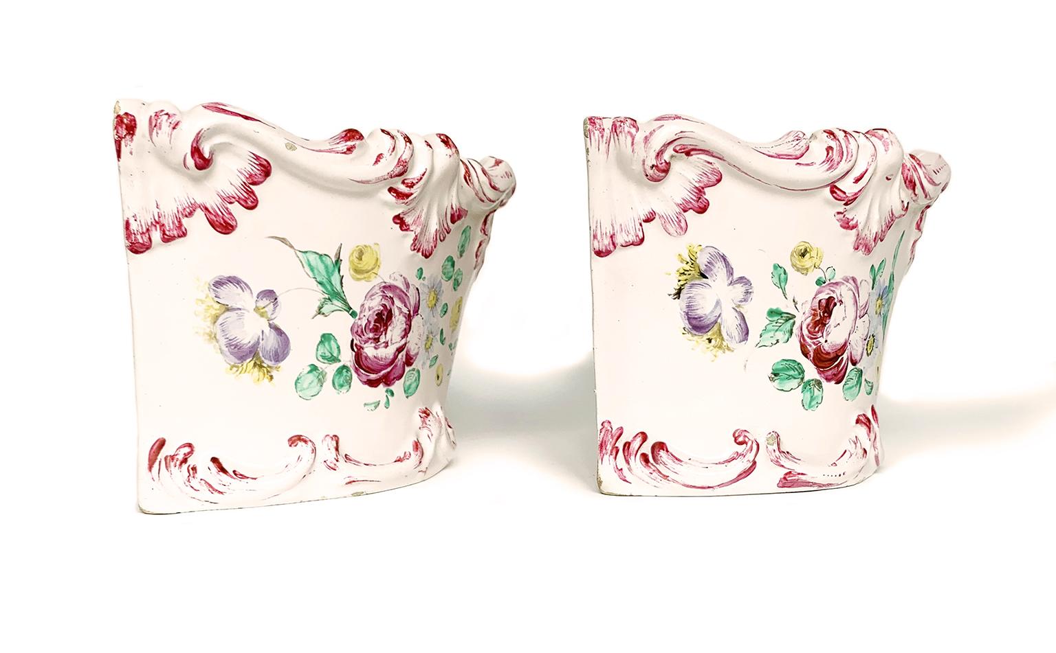 Maiolica flower pots Samson & Fils Factory, France, late 19th century For Sale 3