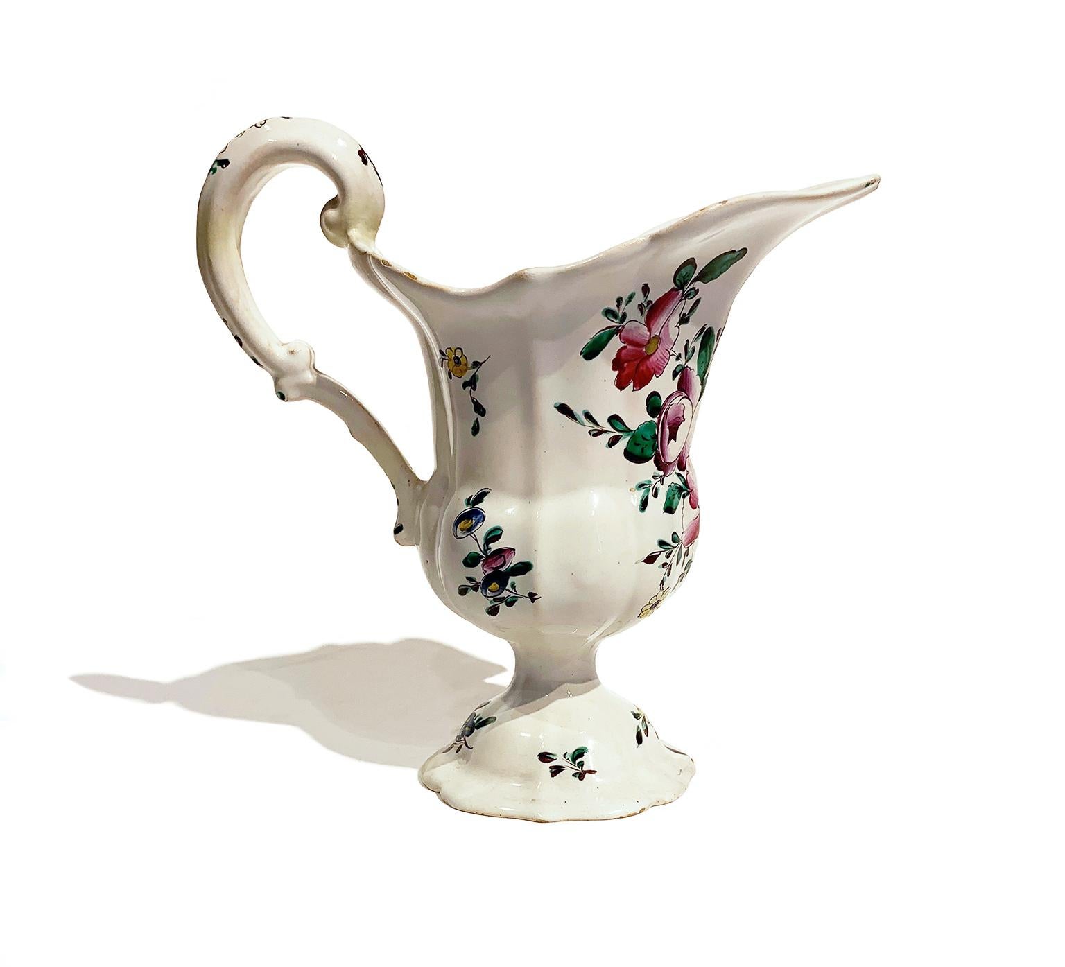 Maiolica pitcher
Antonio Ferretti Manufacture
Lodi, circa 1770-1780
Maiolica polychrome decorated “a piccolo fuoco” (third fire).
It measures 8.66 x 8.66 x 4.33 in (22 x 22 x 11 cm)
Weight: 1.13 lb (0.517 kg)

State of conservation: slight