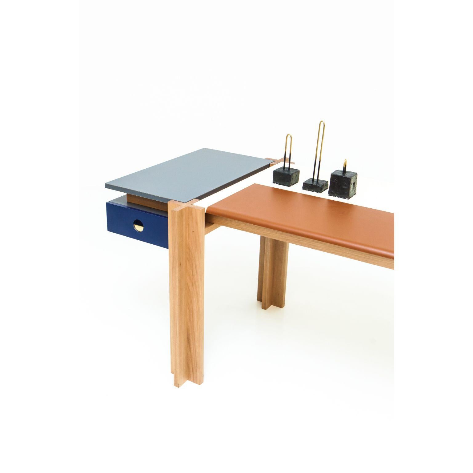 Modern Mais, Desk by Alva Design