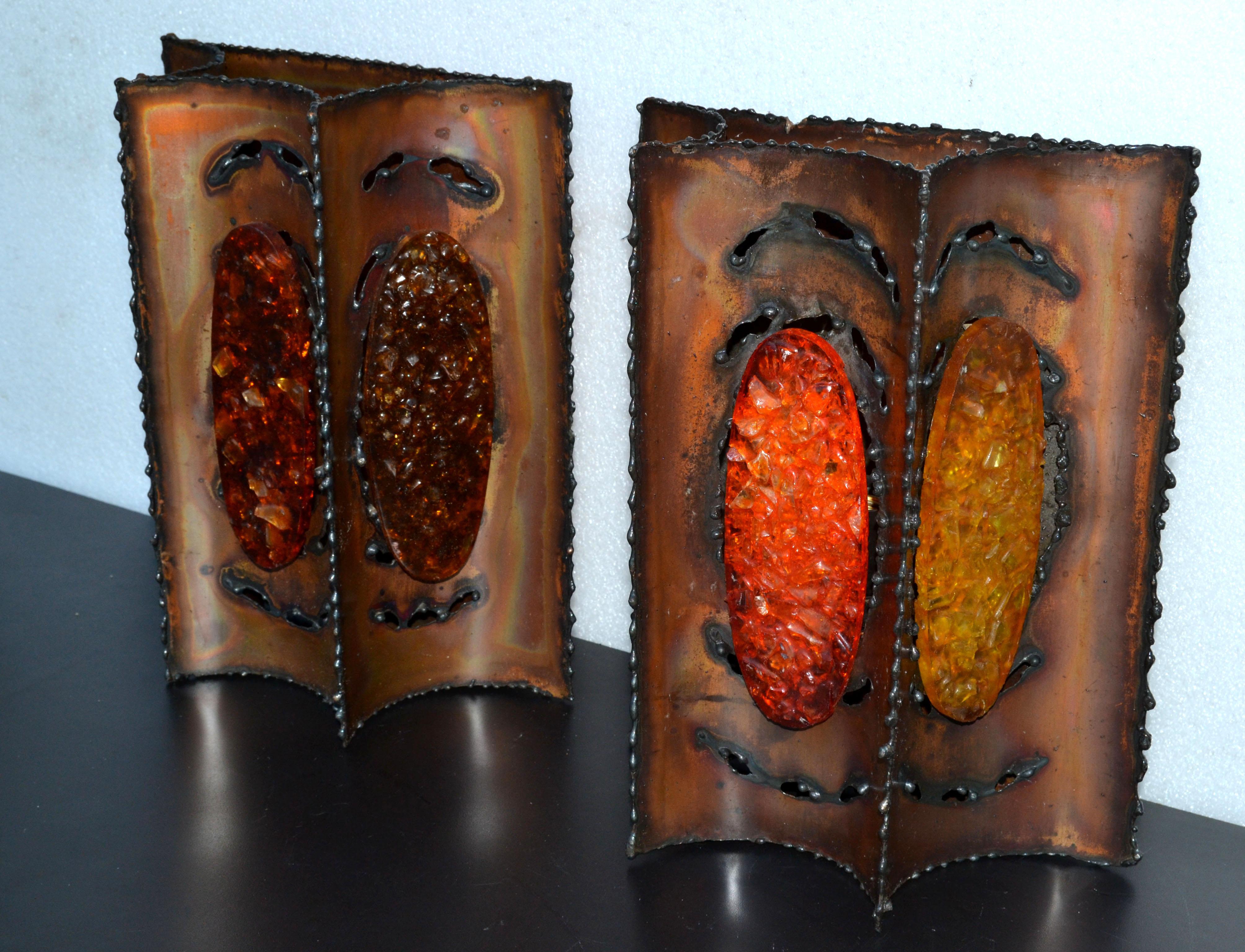Maison Accolay French Brutalist Resin & Copper Sconces, Wall Lights, Pair In Good Condition For Sale In Miami, FL