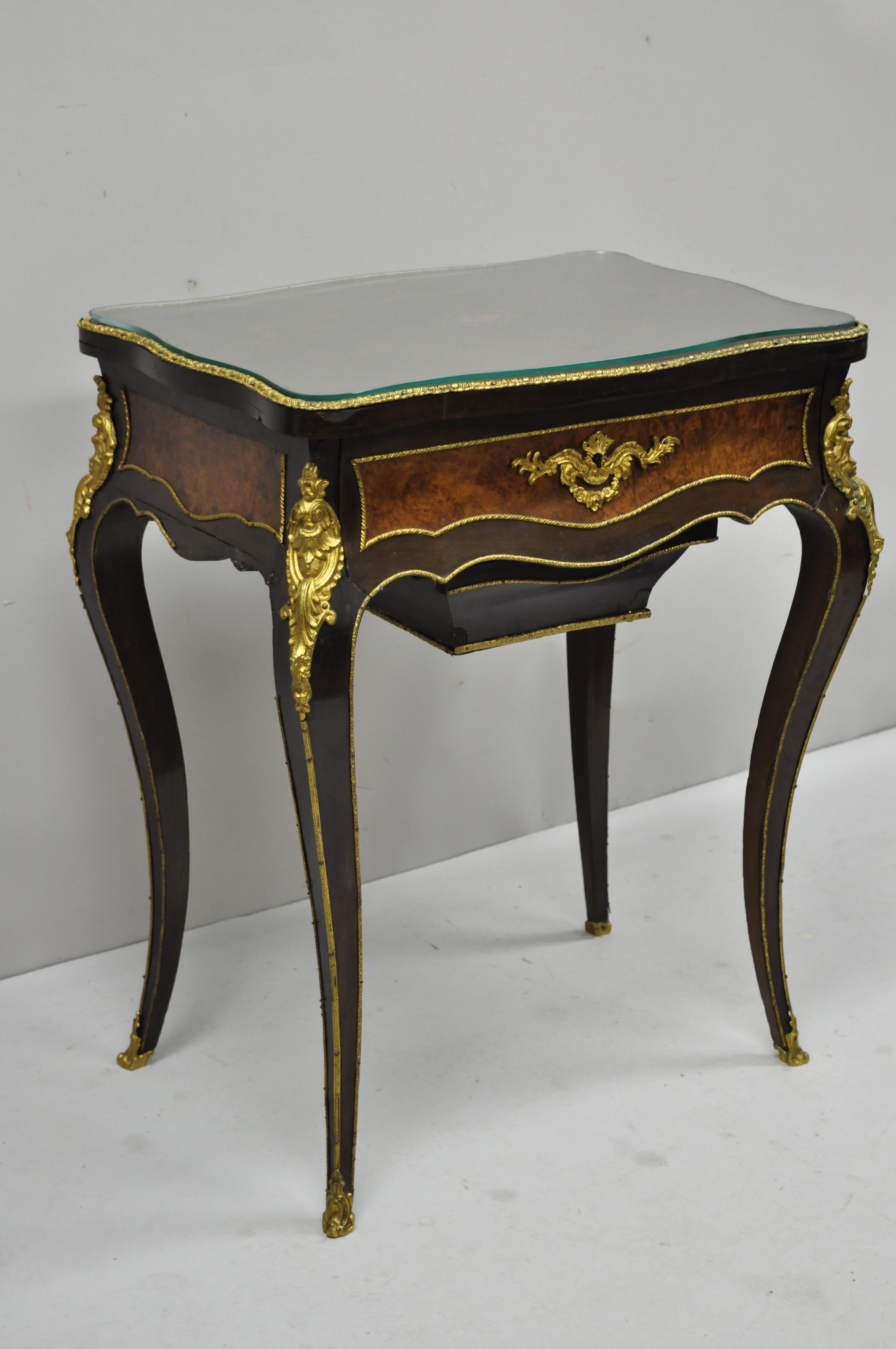 Maison Alphonse Giroux Paris French Louis XV style ladies work table sewing vanity stand. Item features shaped glass top, signed 