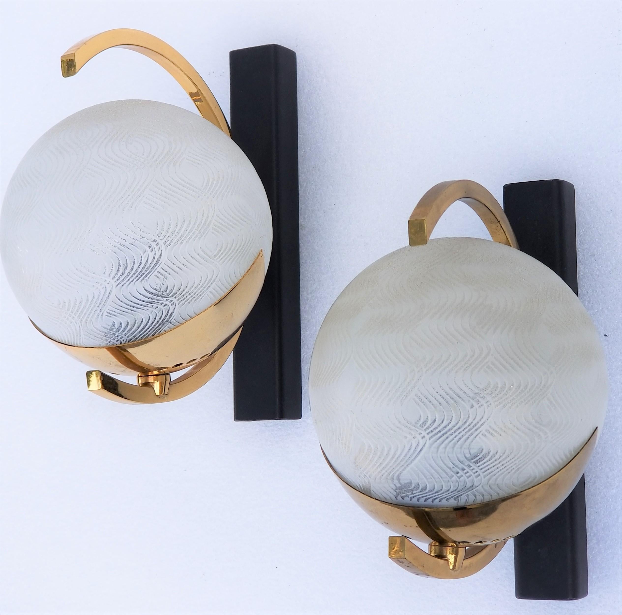 Maison Arlus French Brass Modernist Pair of Sconces In Good Condition For Sale In Miami, FL