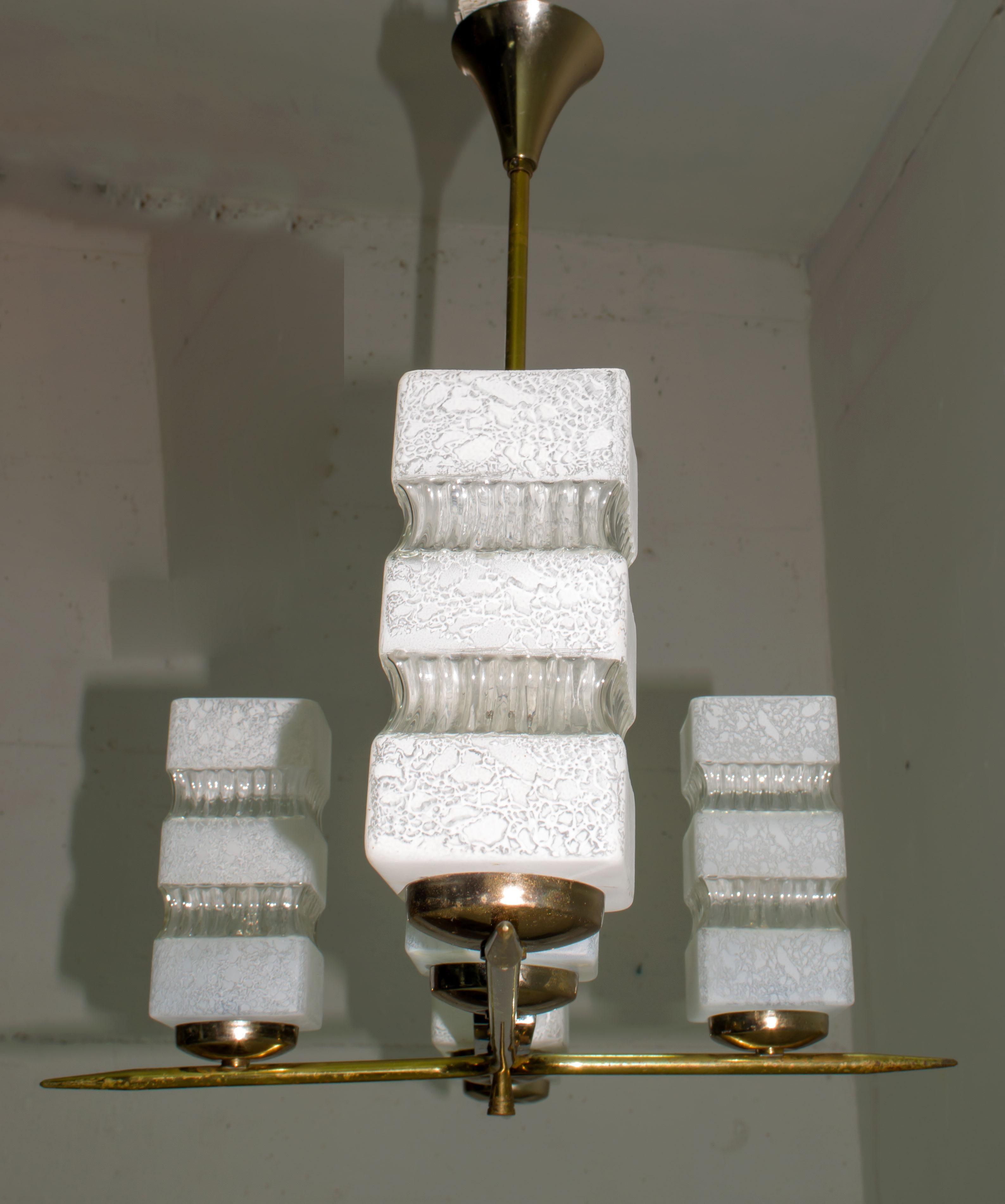 Maison Arlus Mid-Century Modern France Brass and Glass Chandelier, 1950s In Good Condition In Puglia, Puglia